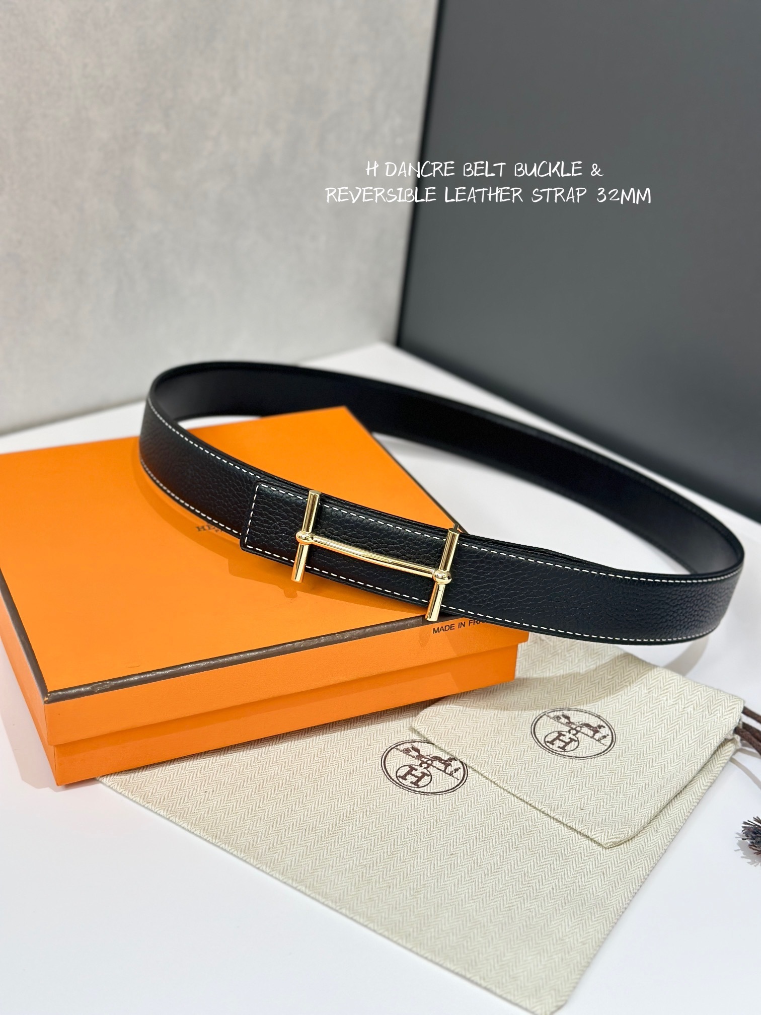 Hermes H D'Ancre Belt Buckle & Reversible Leather Strap 32mm Gold/Black