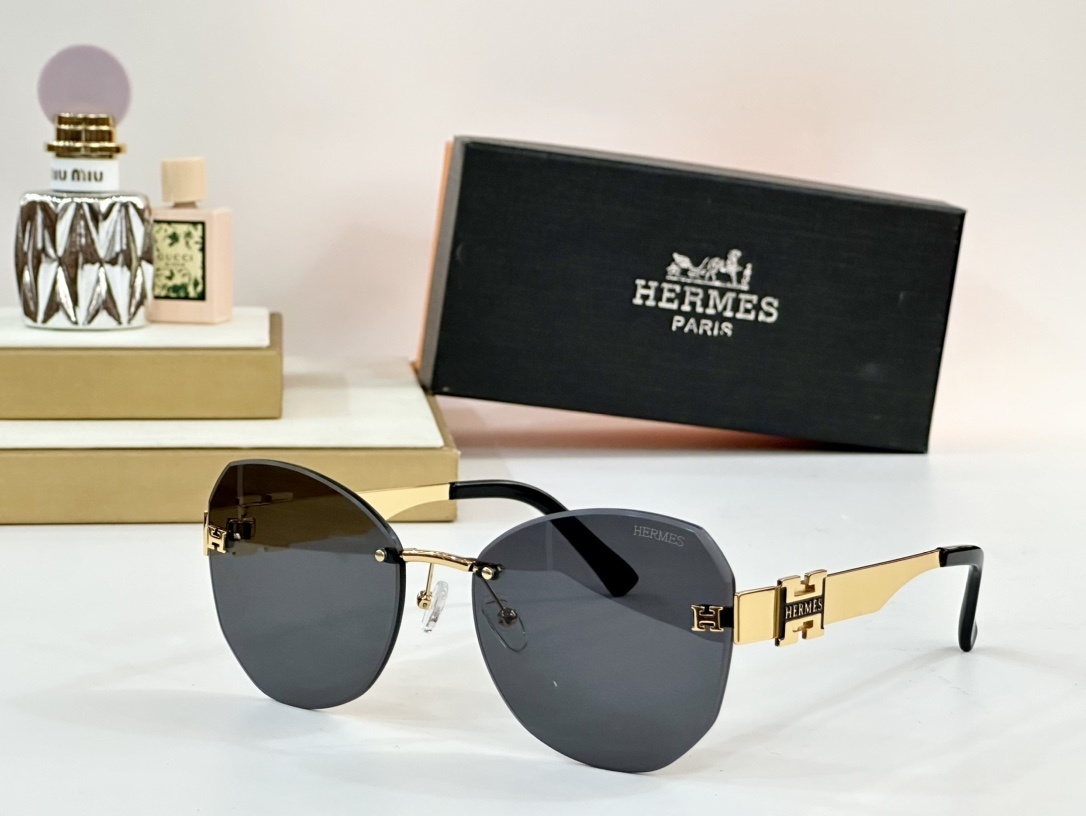 Luxury Hermes Women’s Rimless Butterfly Sunglasses – Brown Gradient