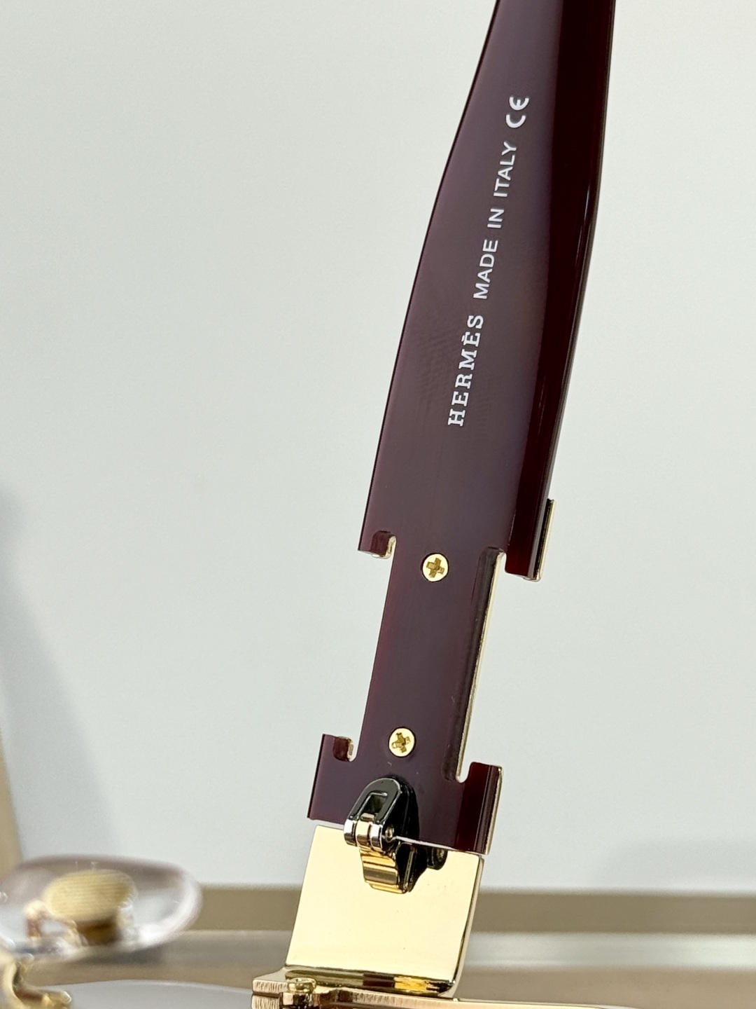 Hermes Luxury Square Gradient Sunglasses for Women – Gold Frame