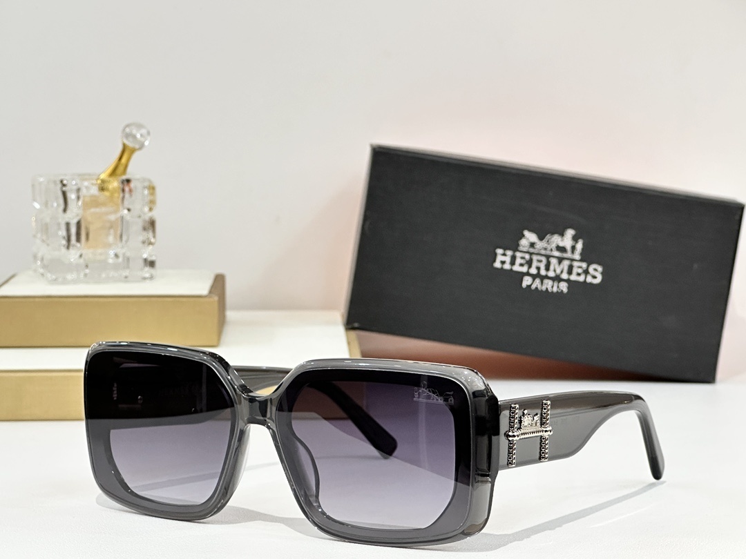 Hermes Luxury Oversized Square Sunglasses – Vibrant Orange