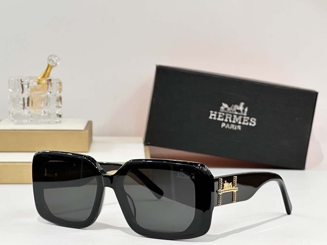 Hermes Luxury Oversized Square Sunglasses – Vibrant Orange