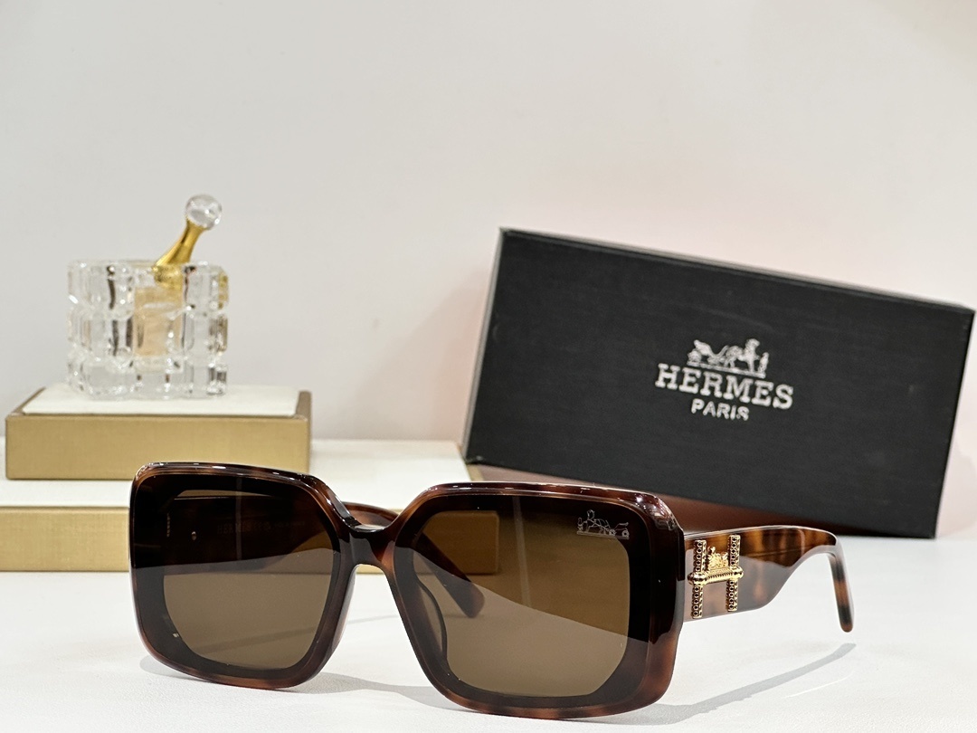 Hermes Luxury Oversized Square Sunglasses – Vibrant Orange