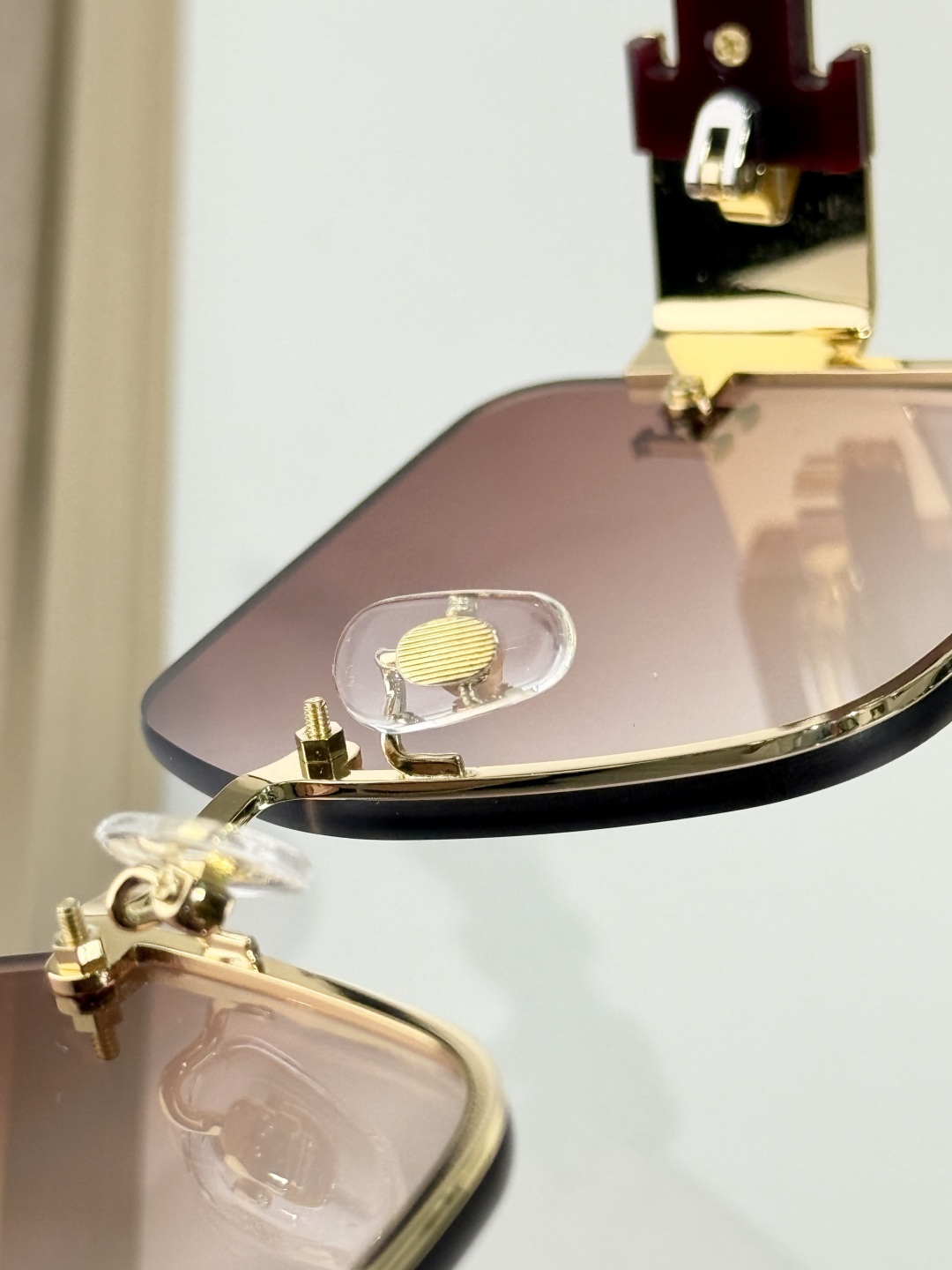 Hermes Paris Luxury Oversized Square Gradient Sunglasses – Gold