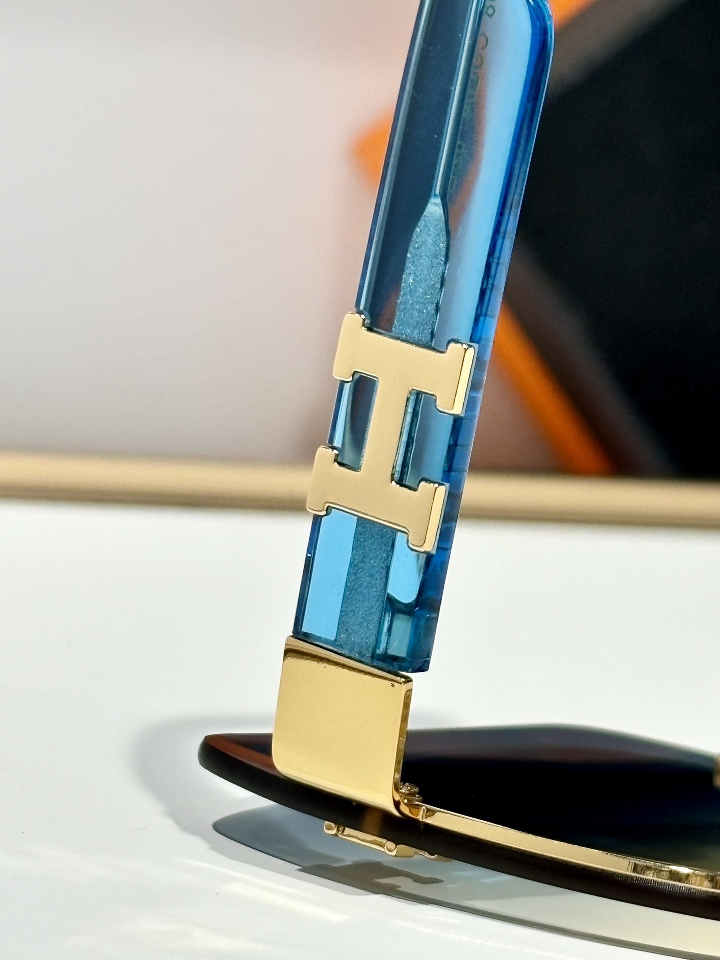 Hermes Luxury Oversized Square Gradient Sunglasses with Gold Logo