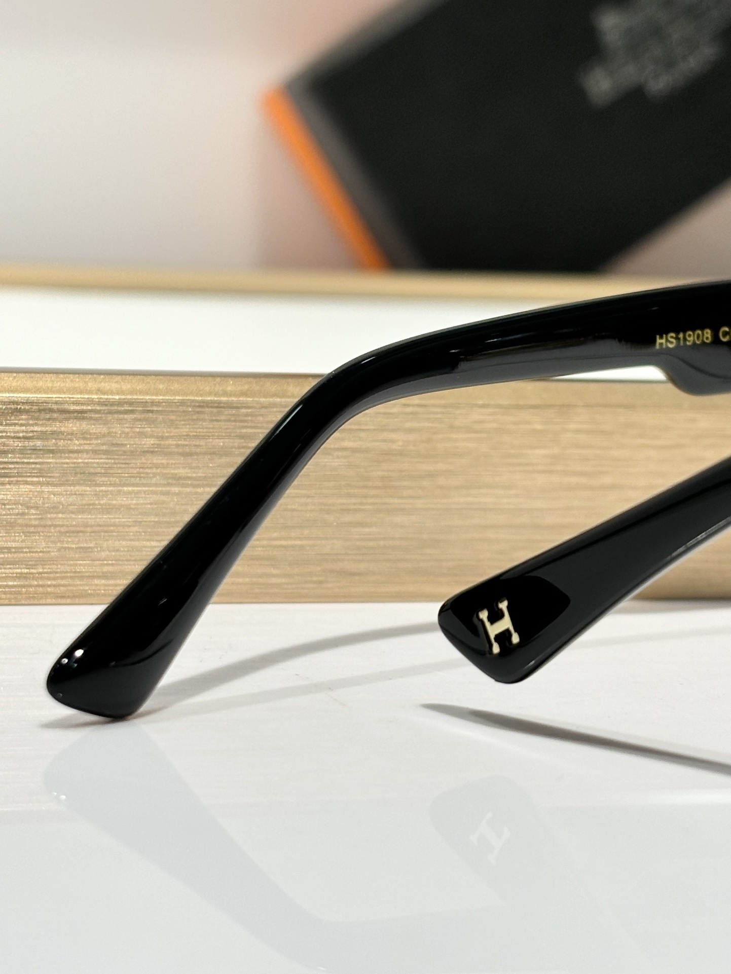 Hermes Luxury Oversized Square Sunglasses – Gradient Lens & H Logo