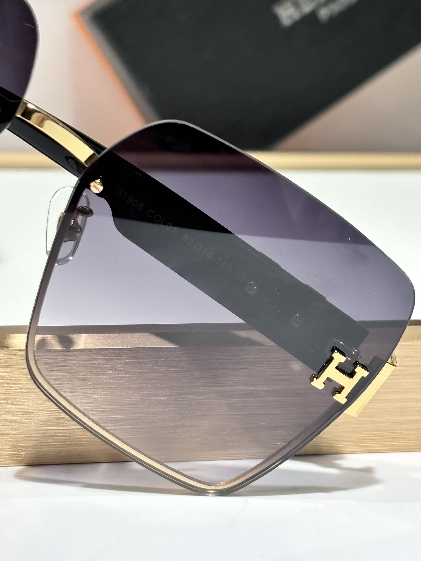 Hermes Luxury Oversized Square Sunglasses – Gradient Lens & H Logo