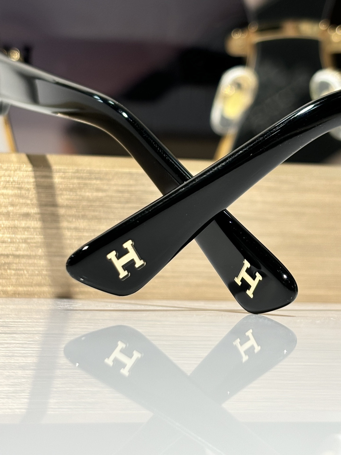 Hermes Luxury Oversized Square Sunglasses – Gradient Lens & H Logo