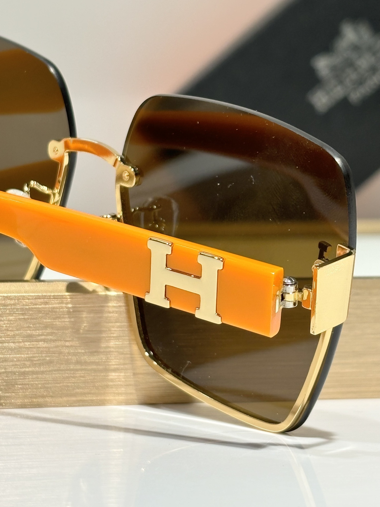 Hermes Luxury Oversized Square Sunglasses – Brown Gradient Gold