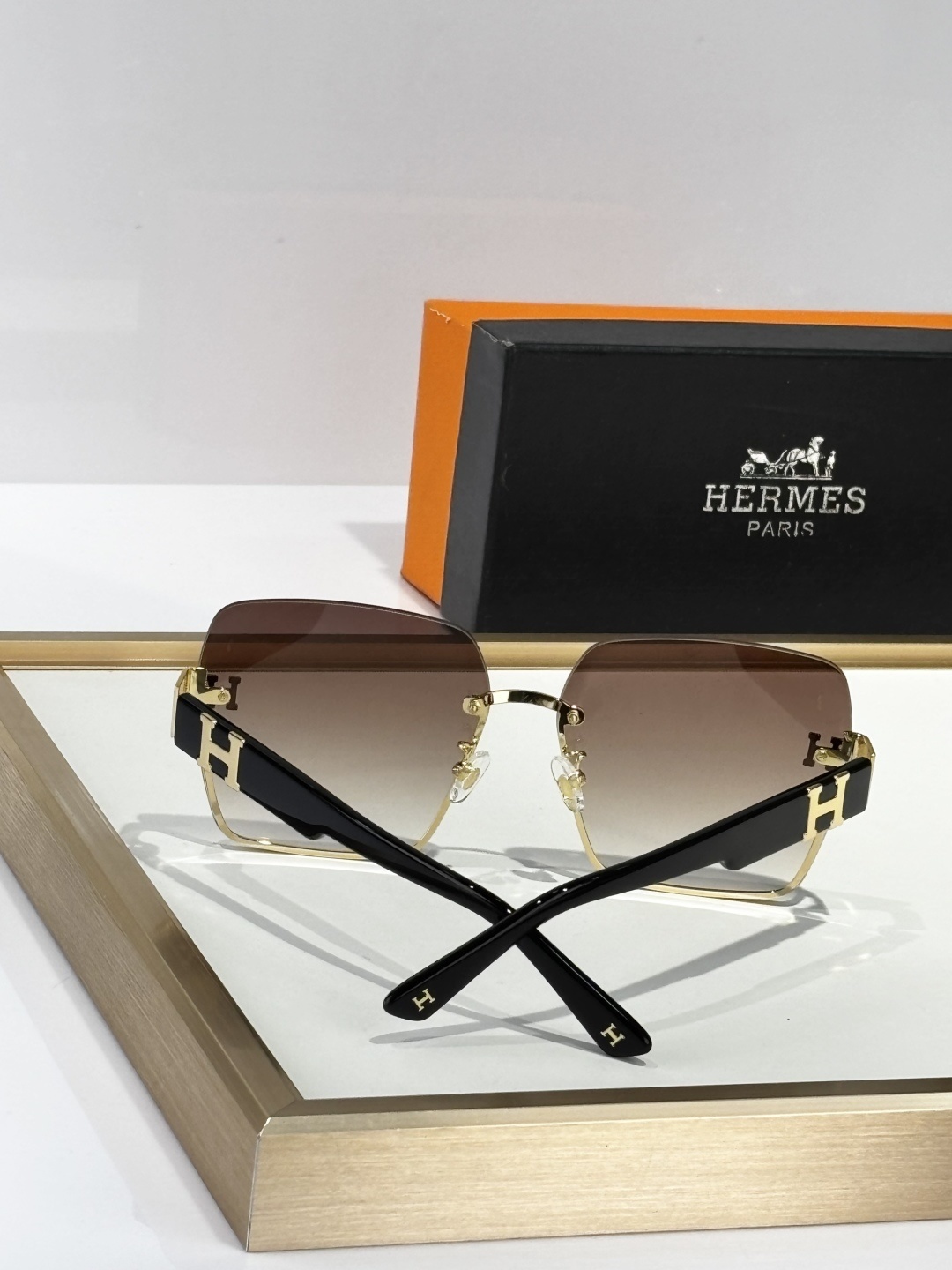 Hermes Luxury Square Rimless Sunglasses with Gold H Logo
