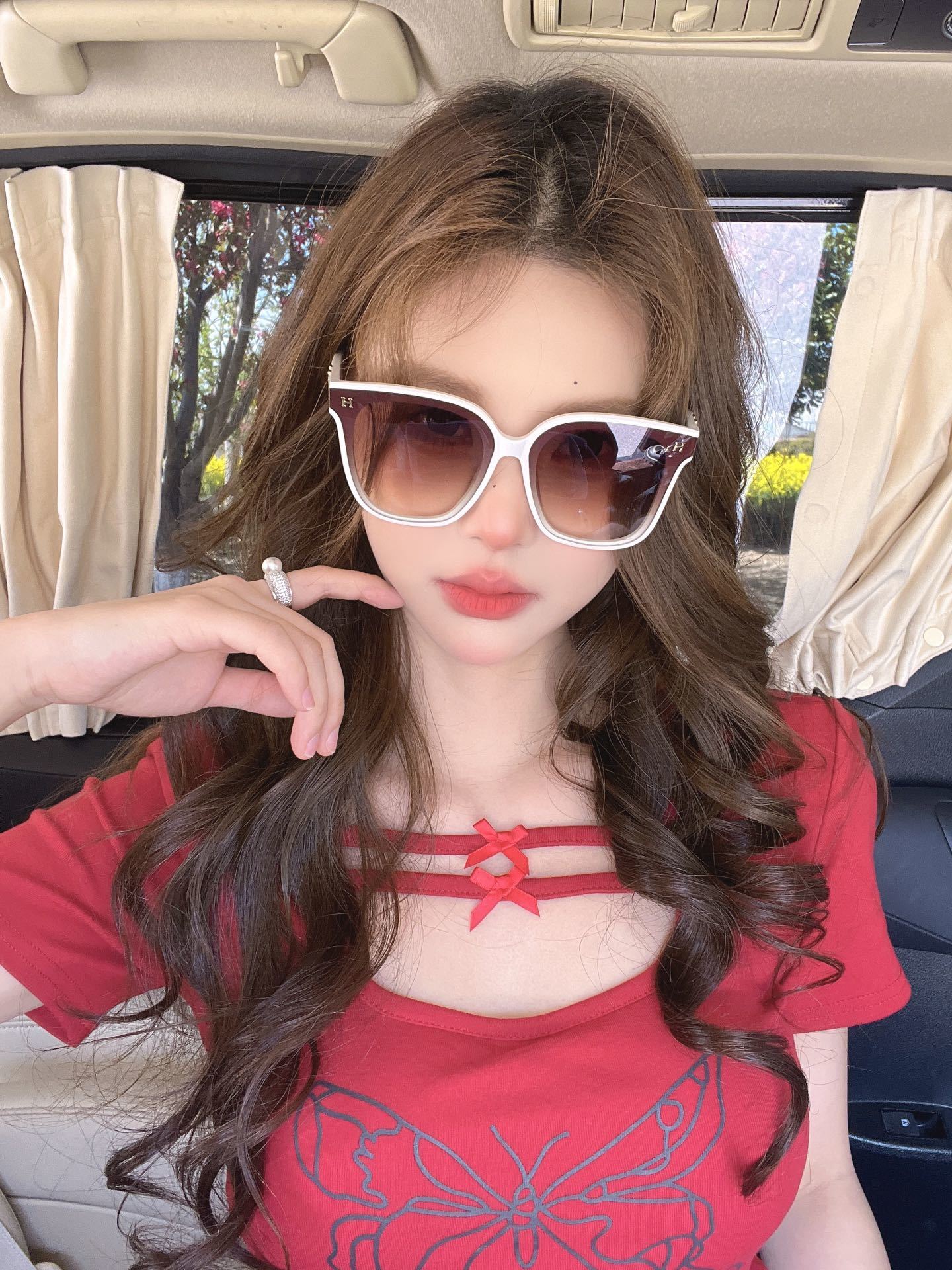 Luxury Oversized Orange Sunglasses for Women – Chic Fashion Eyewear