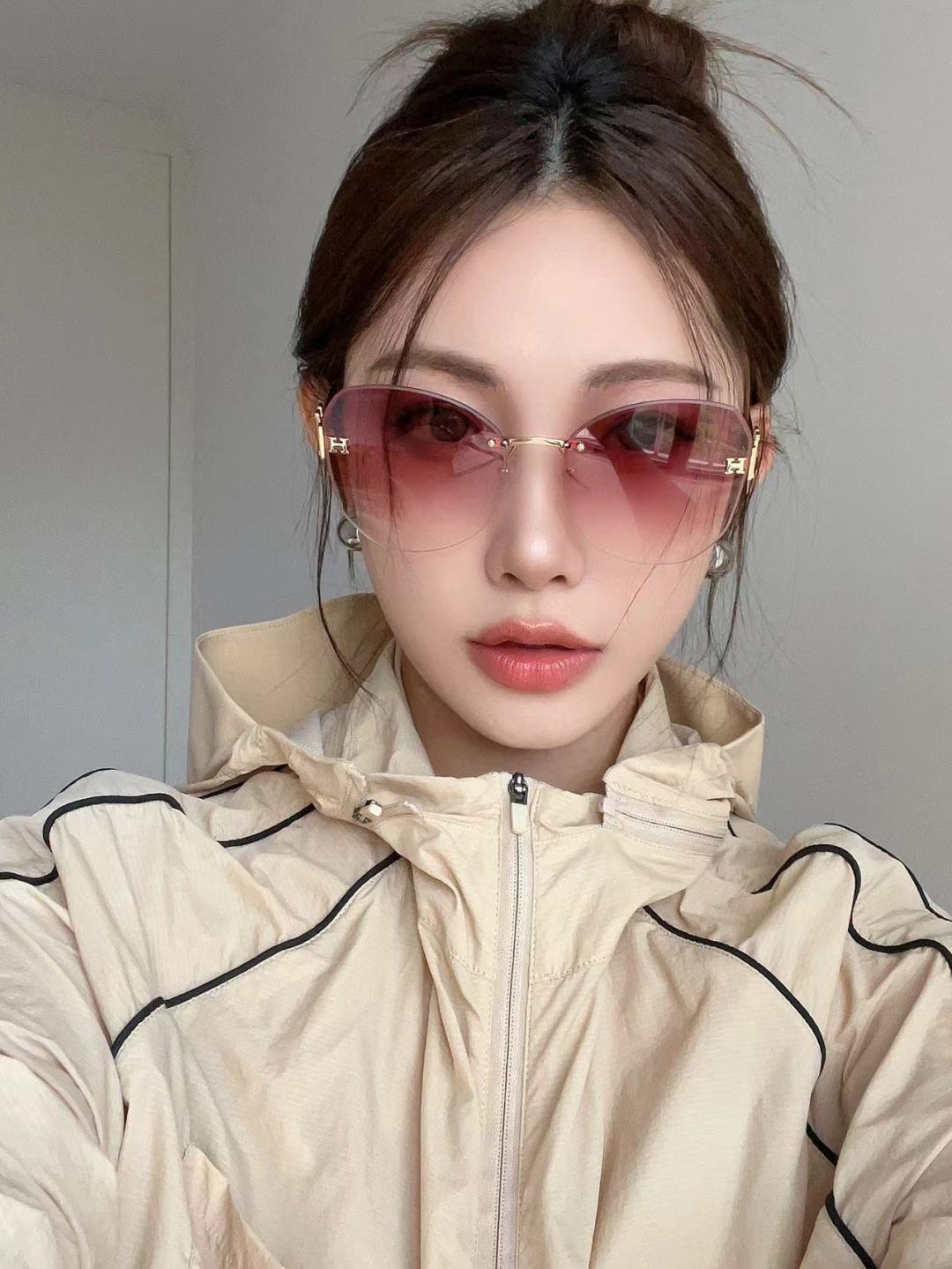 Hermes Luxury Rimless Sunglasses with Brown Gradient Lenses