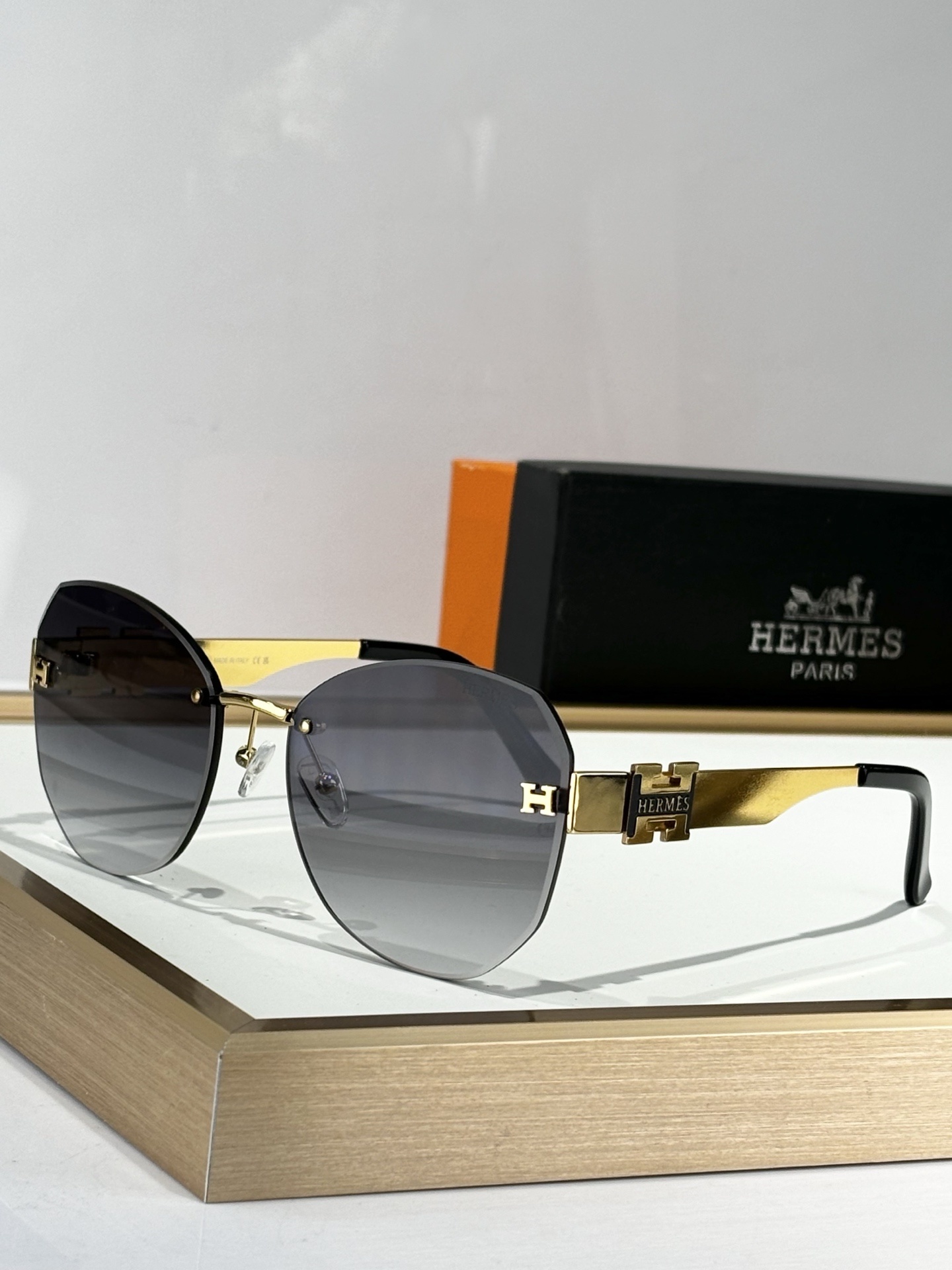 Luxury Hermes Rimless Sunglasses – Brown Gradient Gold H Logo
