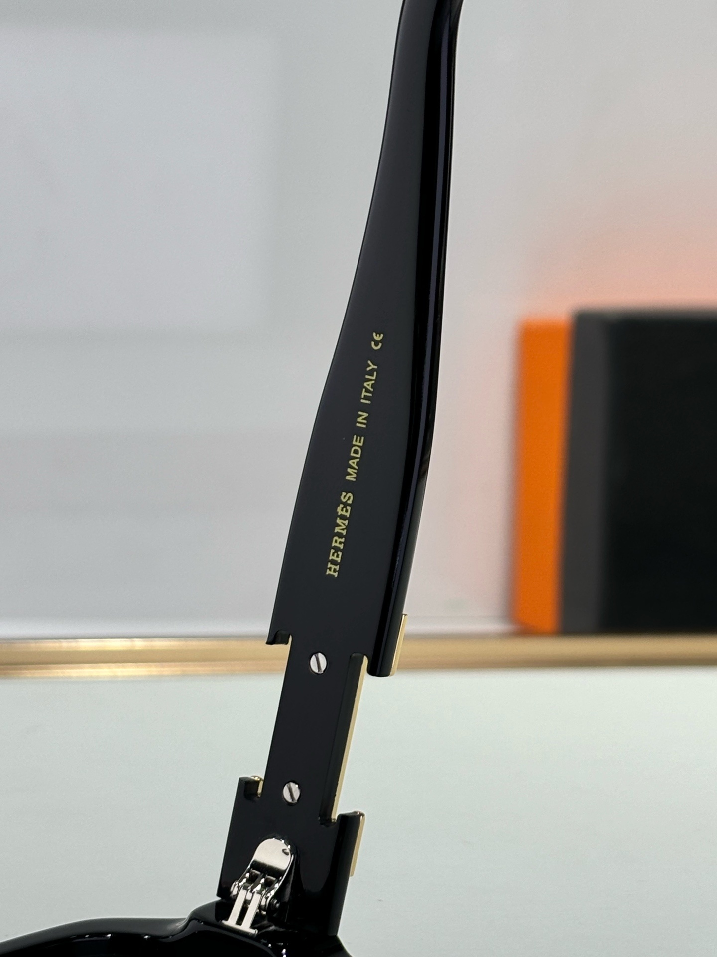 Oversized Square Sunglasses for Women – Chic Black Designer Shades