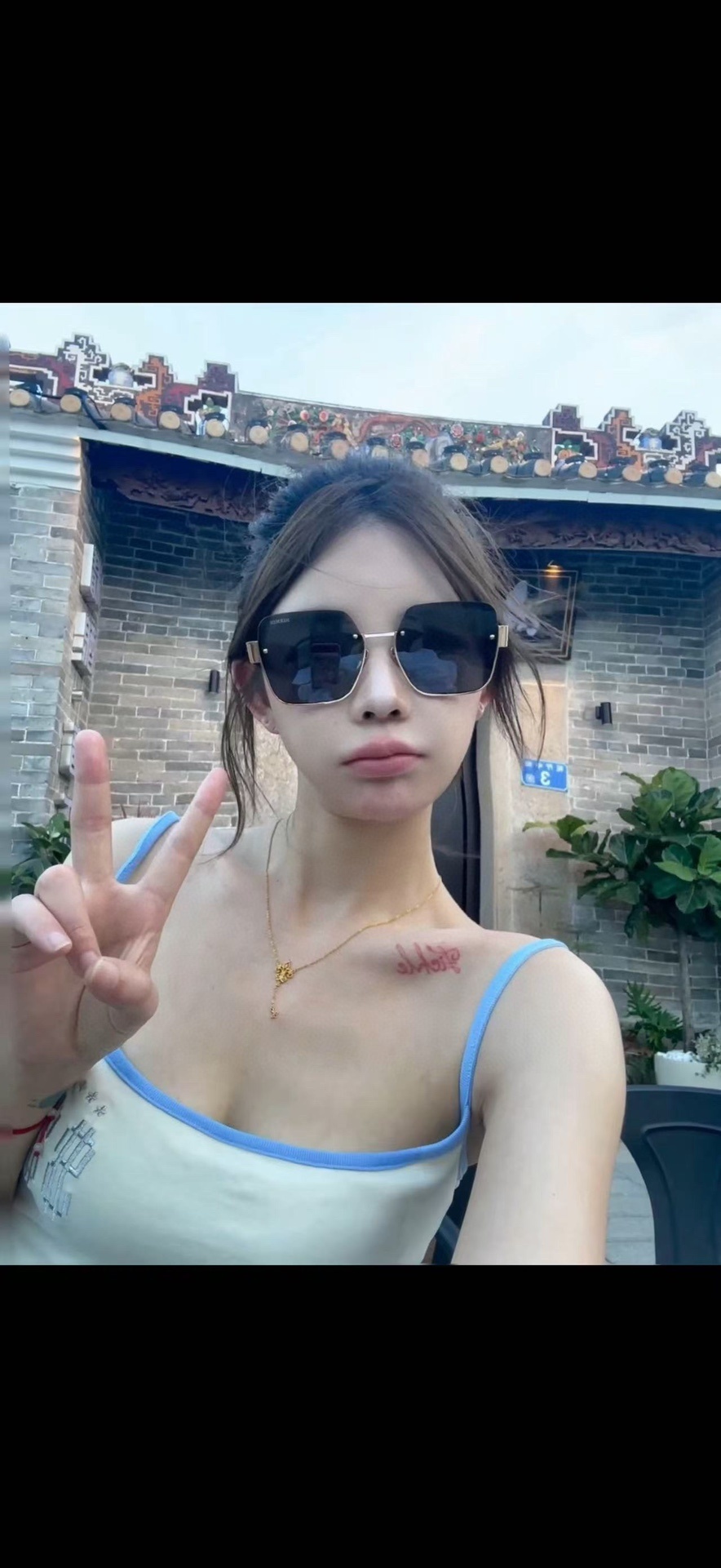 Luxury Oversized Square Sunglasses for Women – Gold Frame UV400