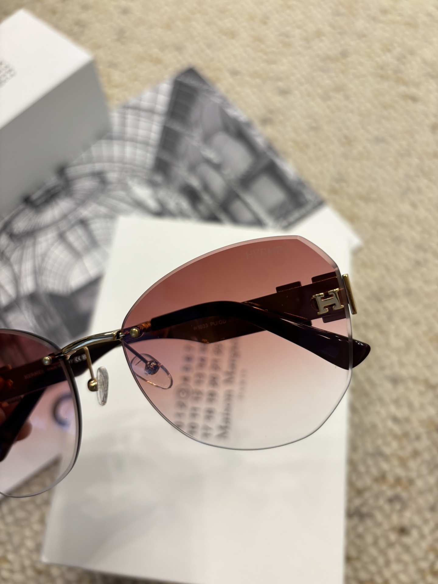 Hermes Rimless Gradient Sunglasses – Luxury Gold-Tone Eyewear