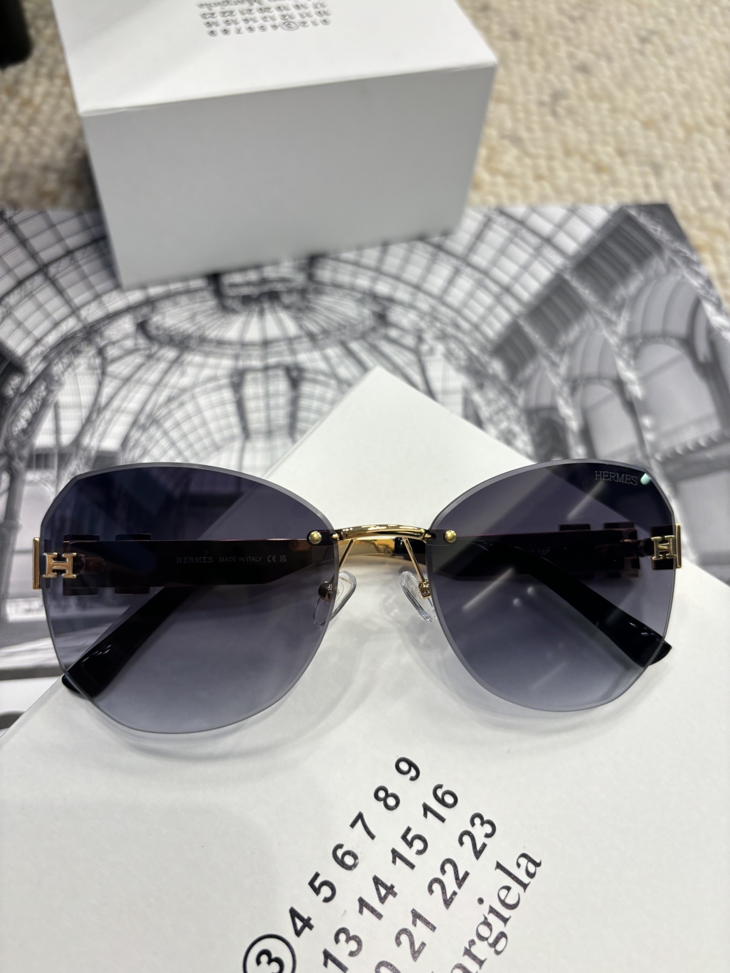Hermès Luxury Rimless Sunglasses with Gold H Logo Gradient Lenses