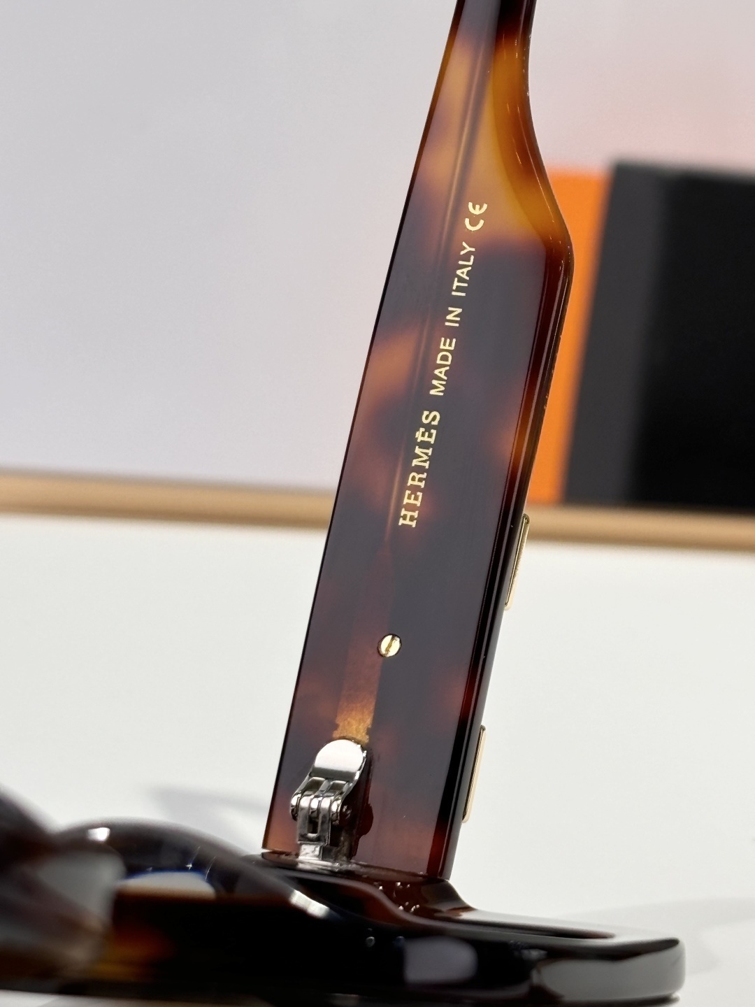 Hermès Luxury Oversized Square Sunglasses – Black with Gold H Logo