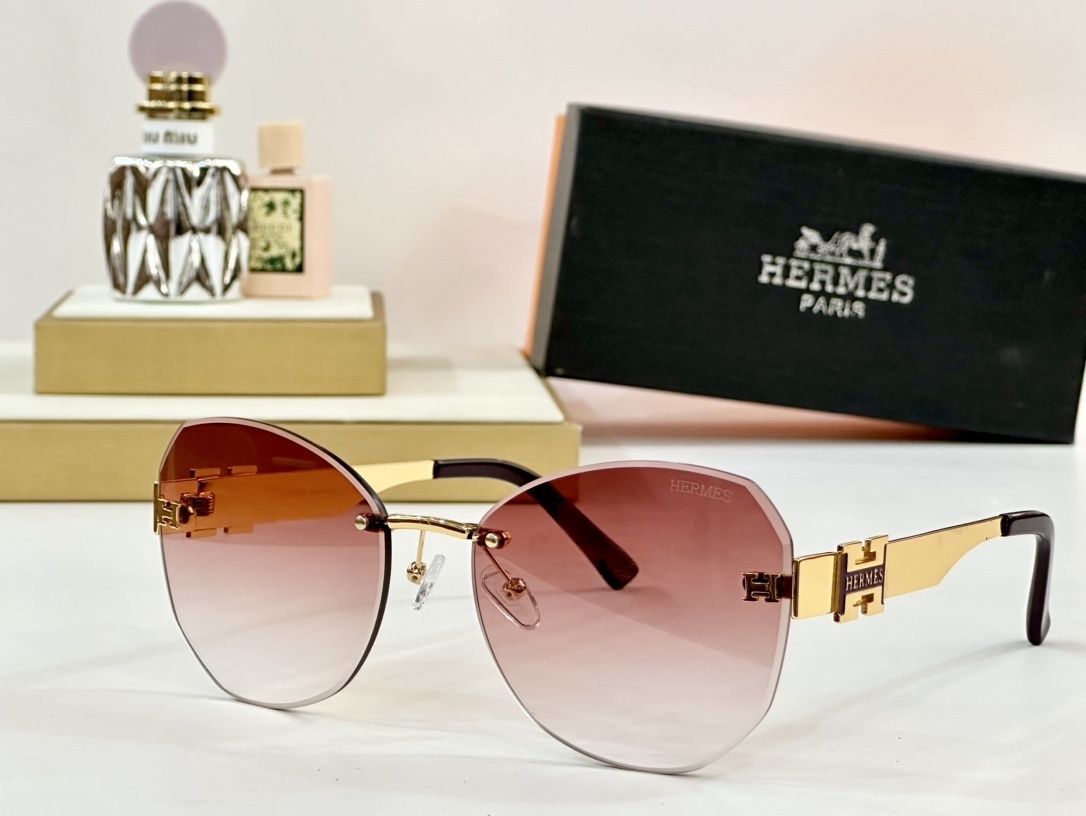 Hermes Luxury Rimless Butterfly Sunglasses – Gold H Logo & Gradient