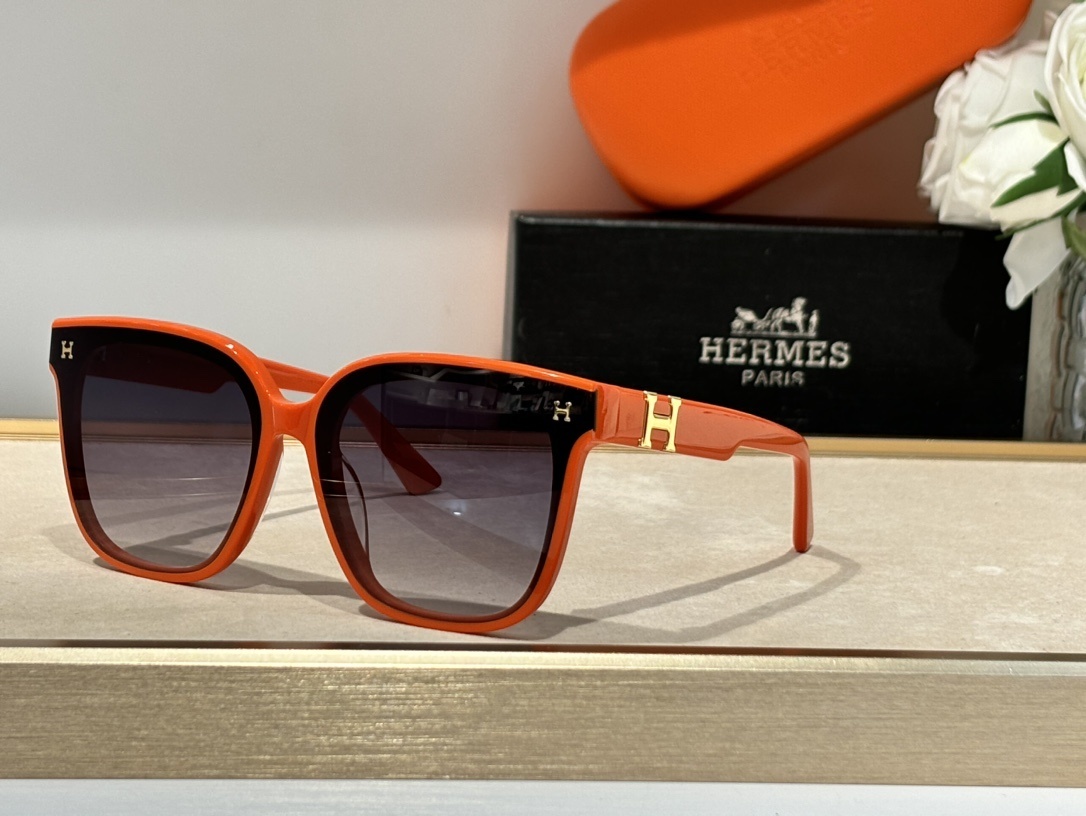 Luxury Orange Oversized Sunglasses for Women – Chic H Logo Design
