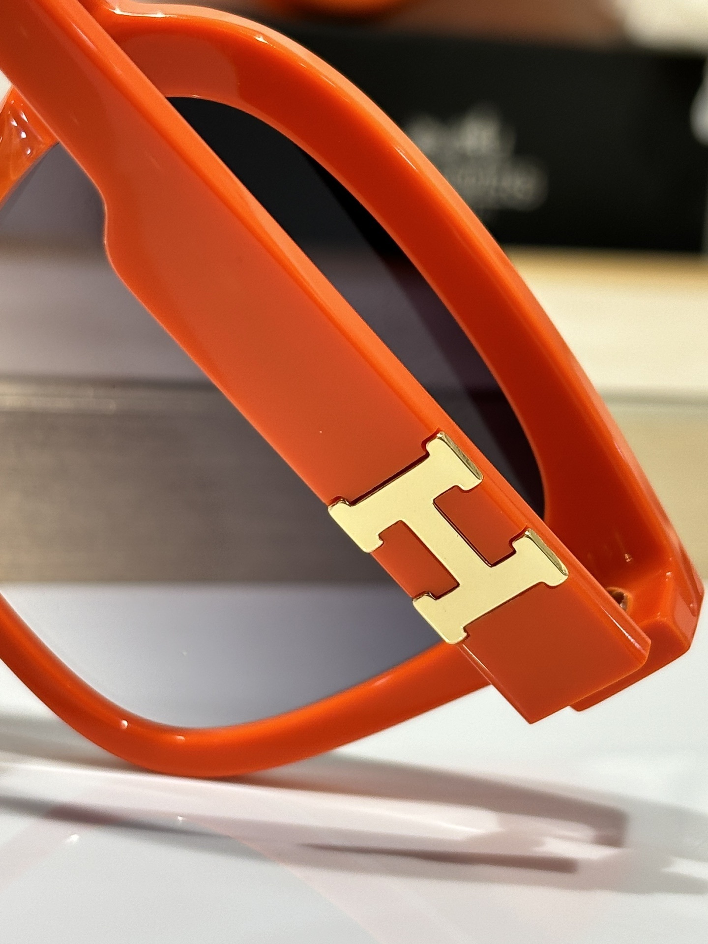 Luxury Orange Oversized Sunglasses for Women – Chic H Logo Design