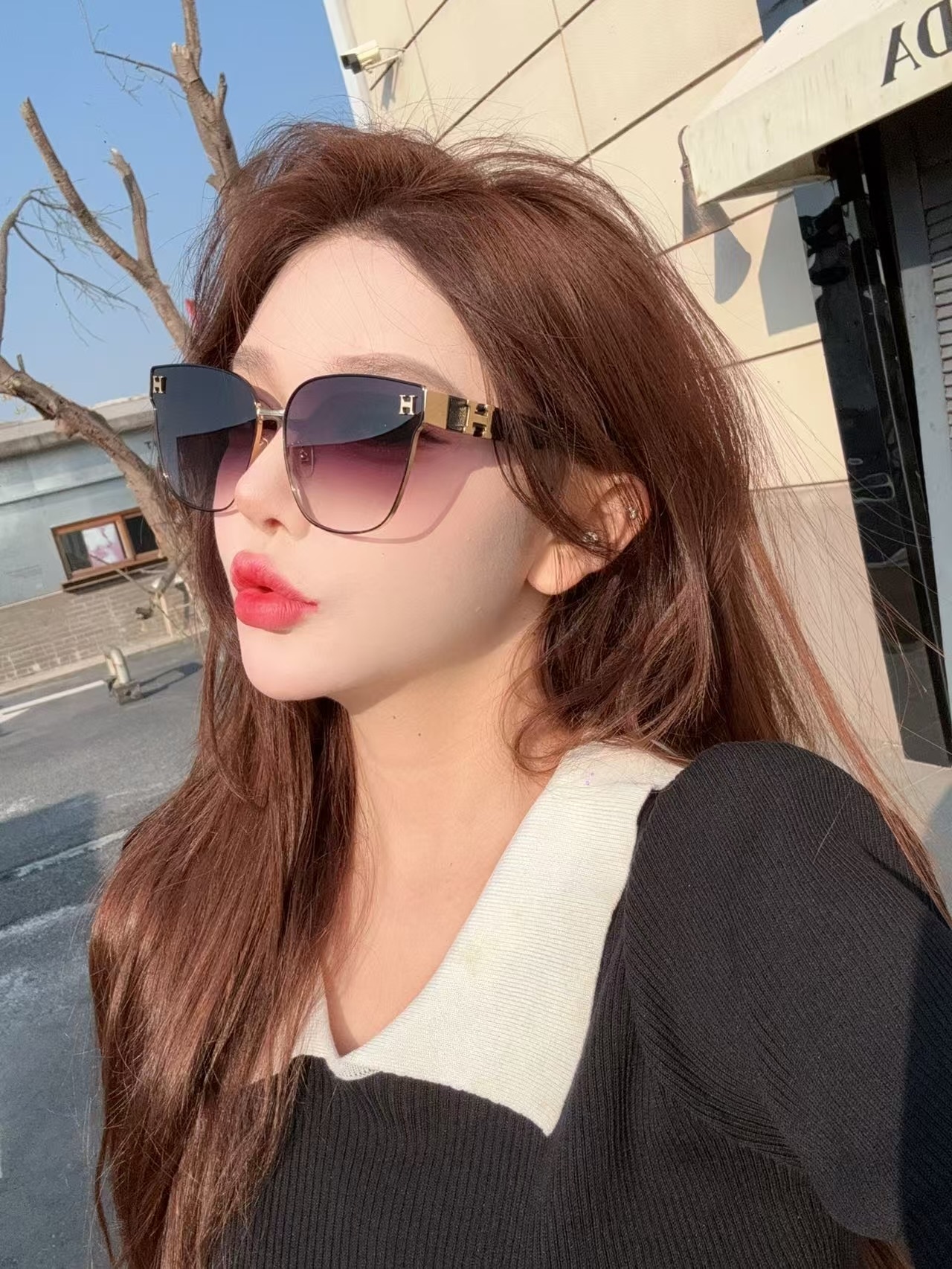 Luxury Oversized Gradient Sunglasses for Women – Gold H-Frame