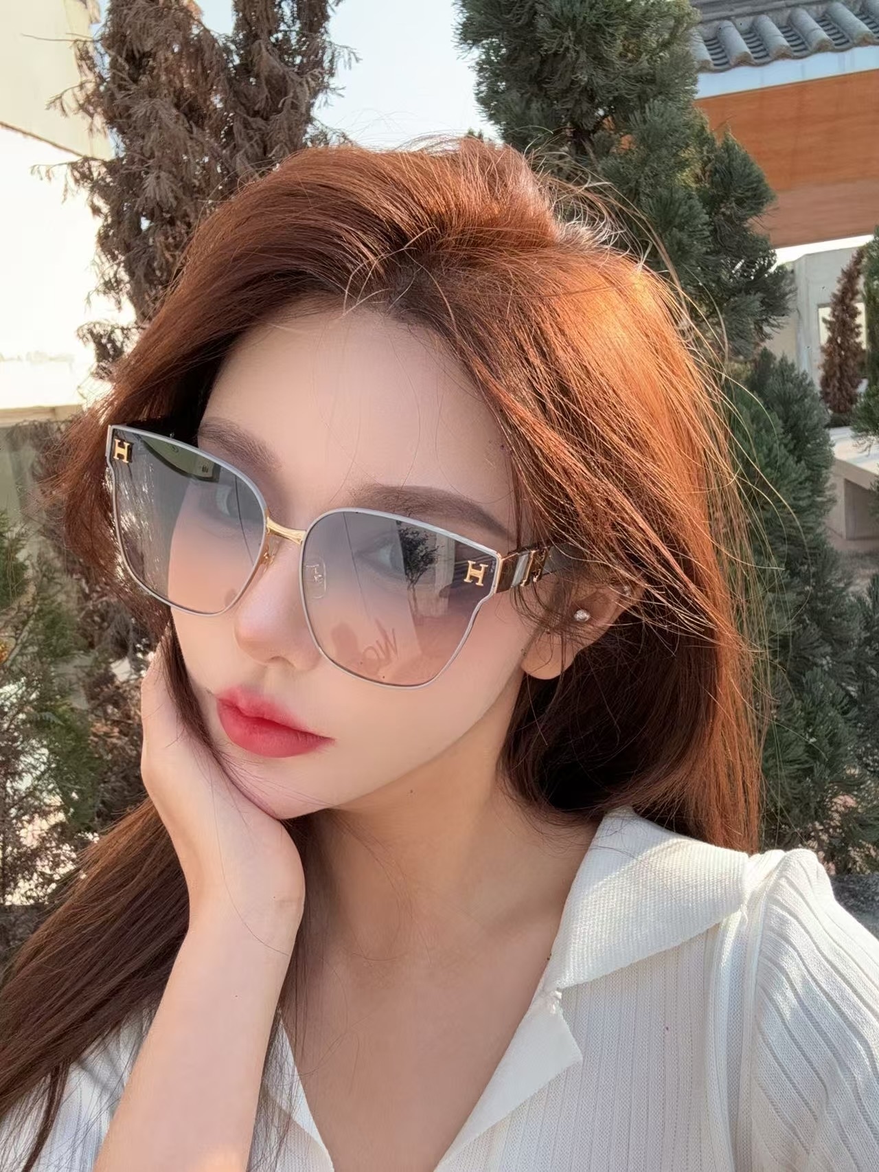 Luxury Oversized Gradient Sunglasses for Women – Gold H-Frame