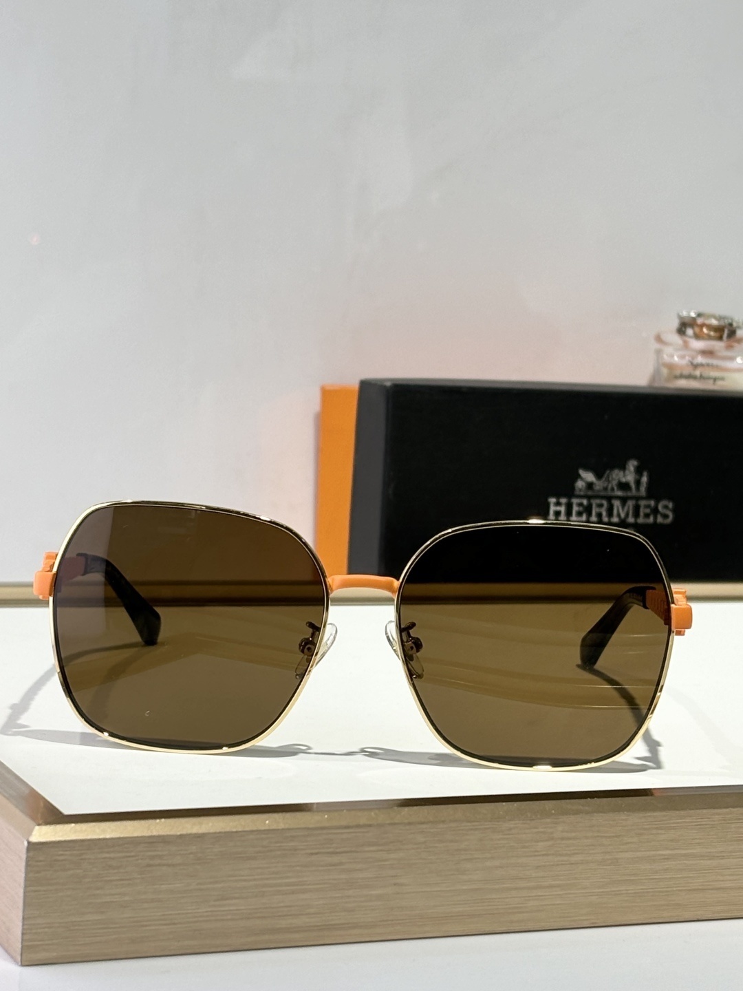 Hermes Gold Frame Brown Lens Sunglasses – Octagon