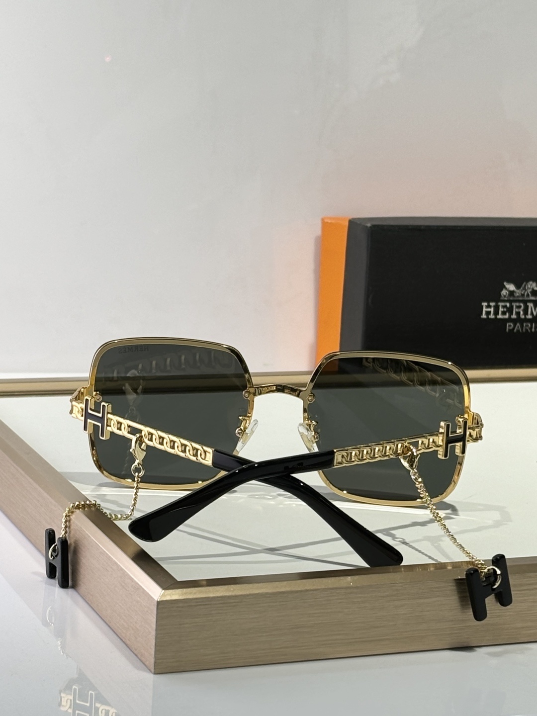 Hermès Women’s Oversized Square Gold Frame Gradient Sunglasses