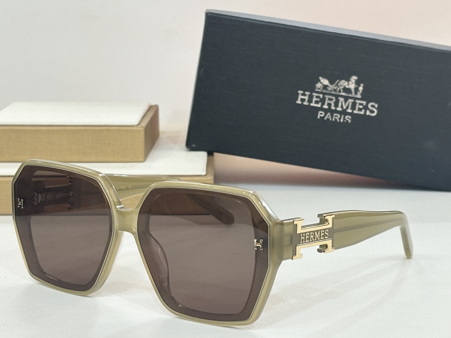 Hermes Octagonal Tortoise Sunglasses – Gold Accents
