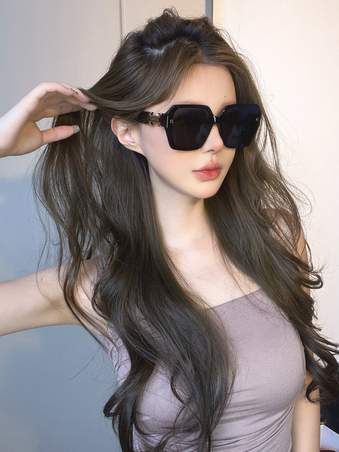 Women’s Luxury Oversized Square Sunglasses – Retro Fashion Black