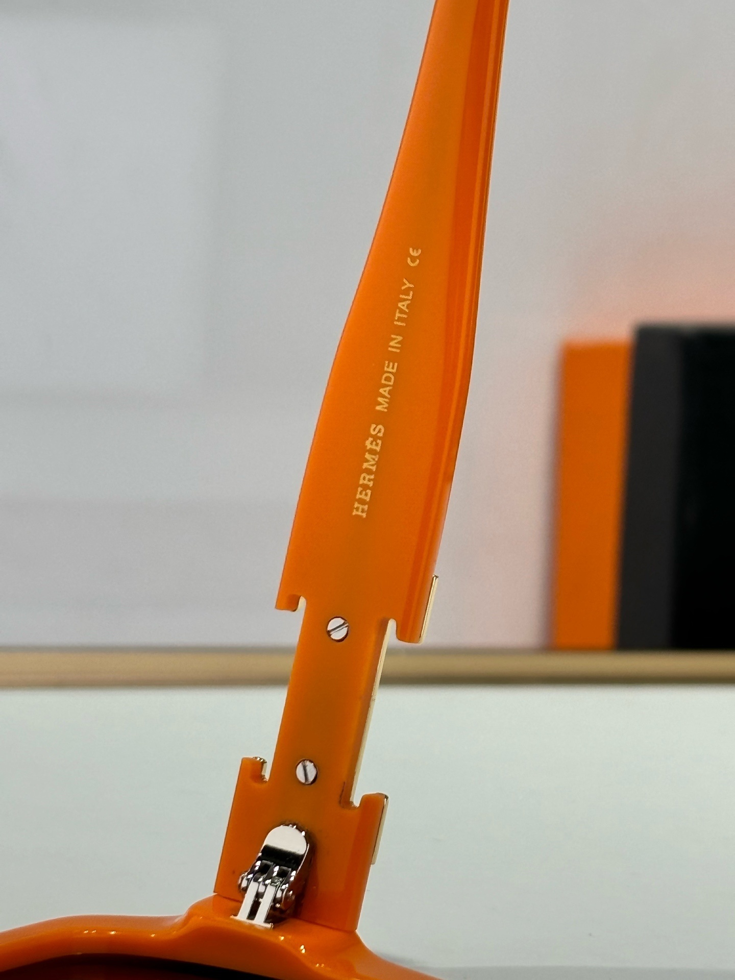 Trendy Orange Oversized Square Sunglasses – Retro UV Protection