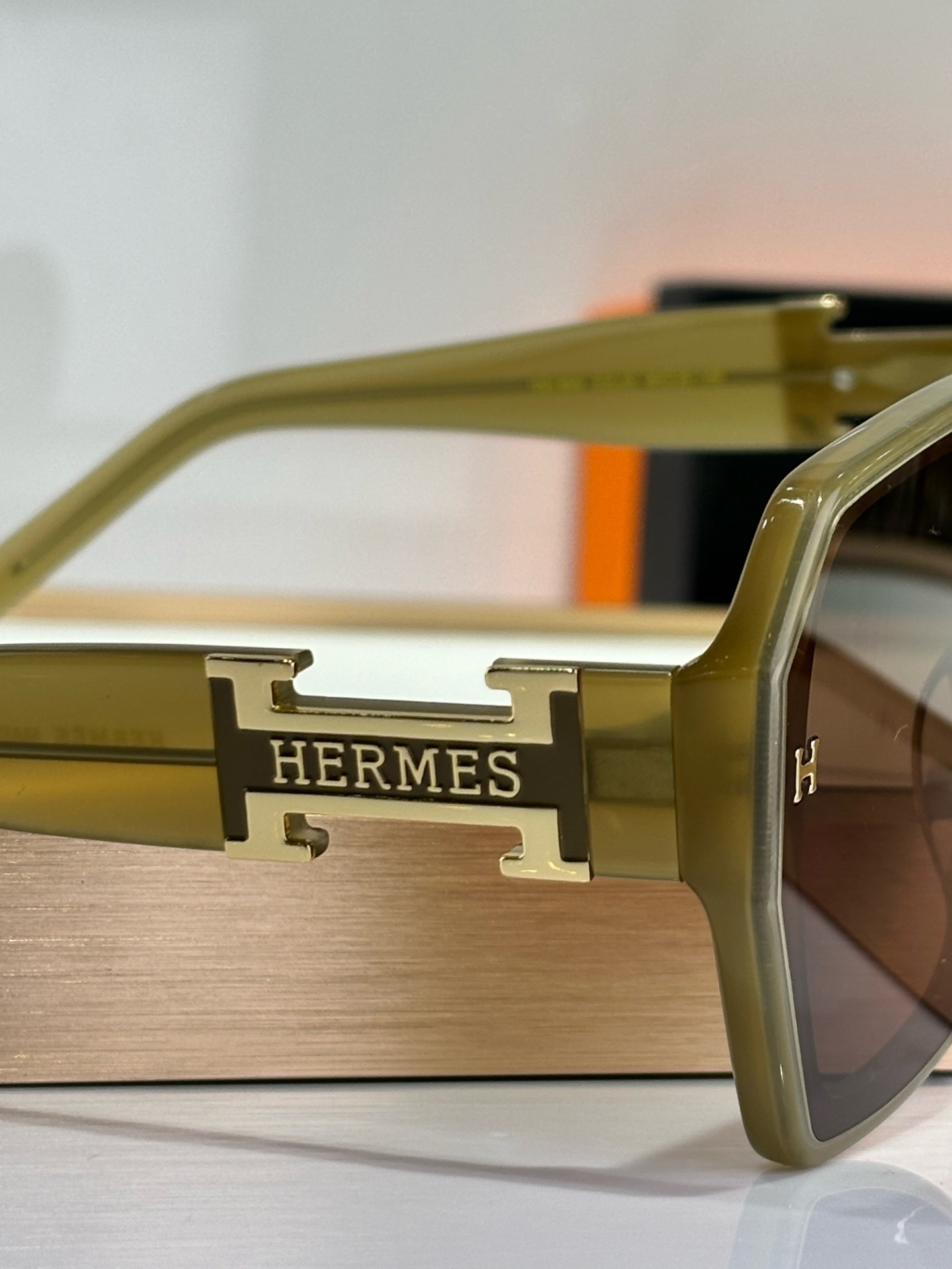 Hermes Luxury Oversized Hexagonal Sunglasses with Gold H Logo