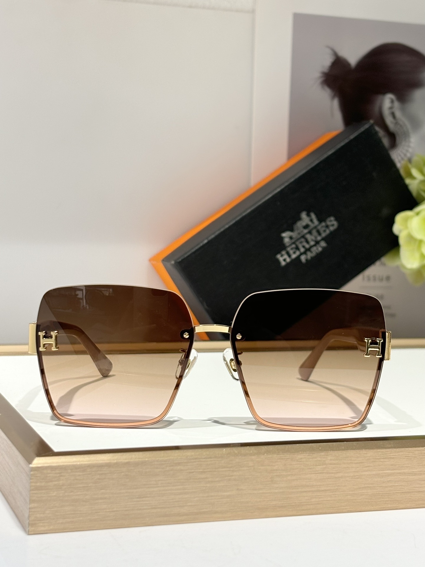 Hermès Gold-Trimmed Brown Gradient Sunglasses