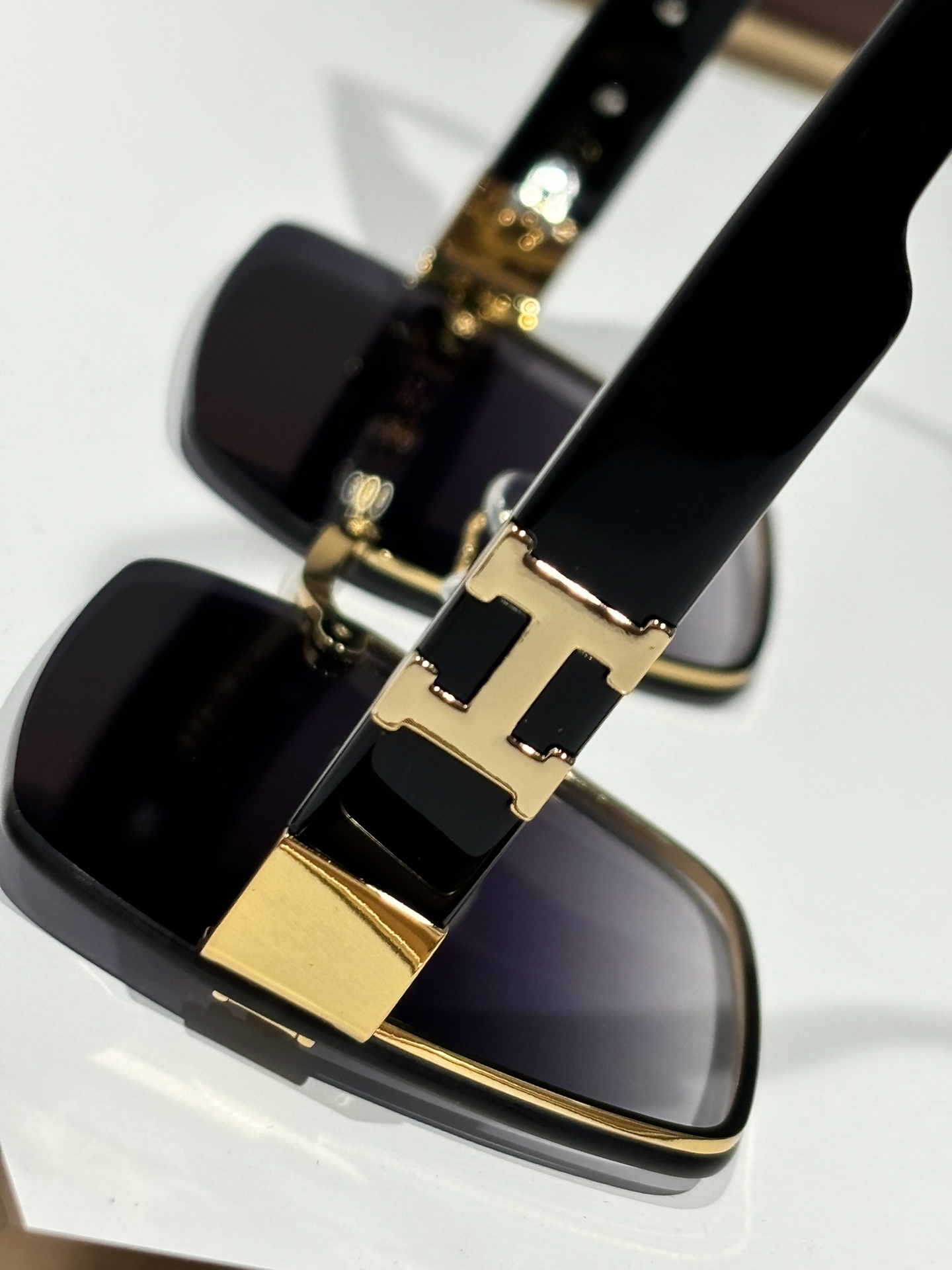 Hermes Luxury Oversized Square Gradient Sunglasses with Gold H Logo