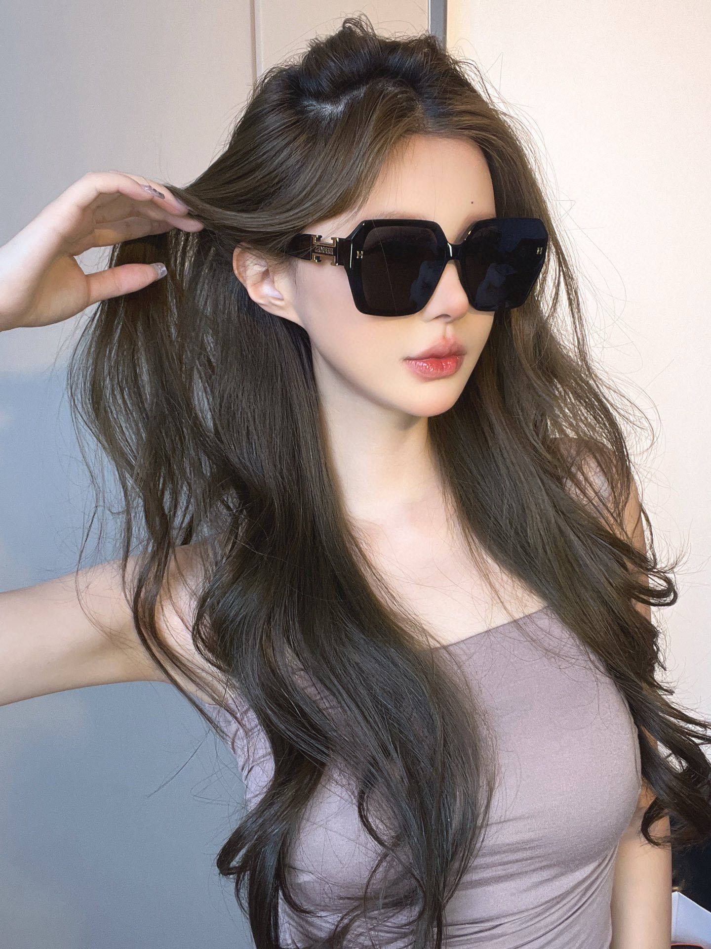 Luxury Oversized Square Sunglasses – Chic Black Geometric Eyewear