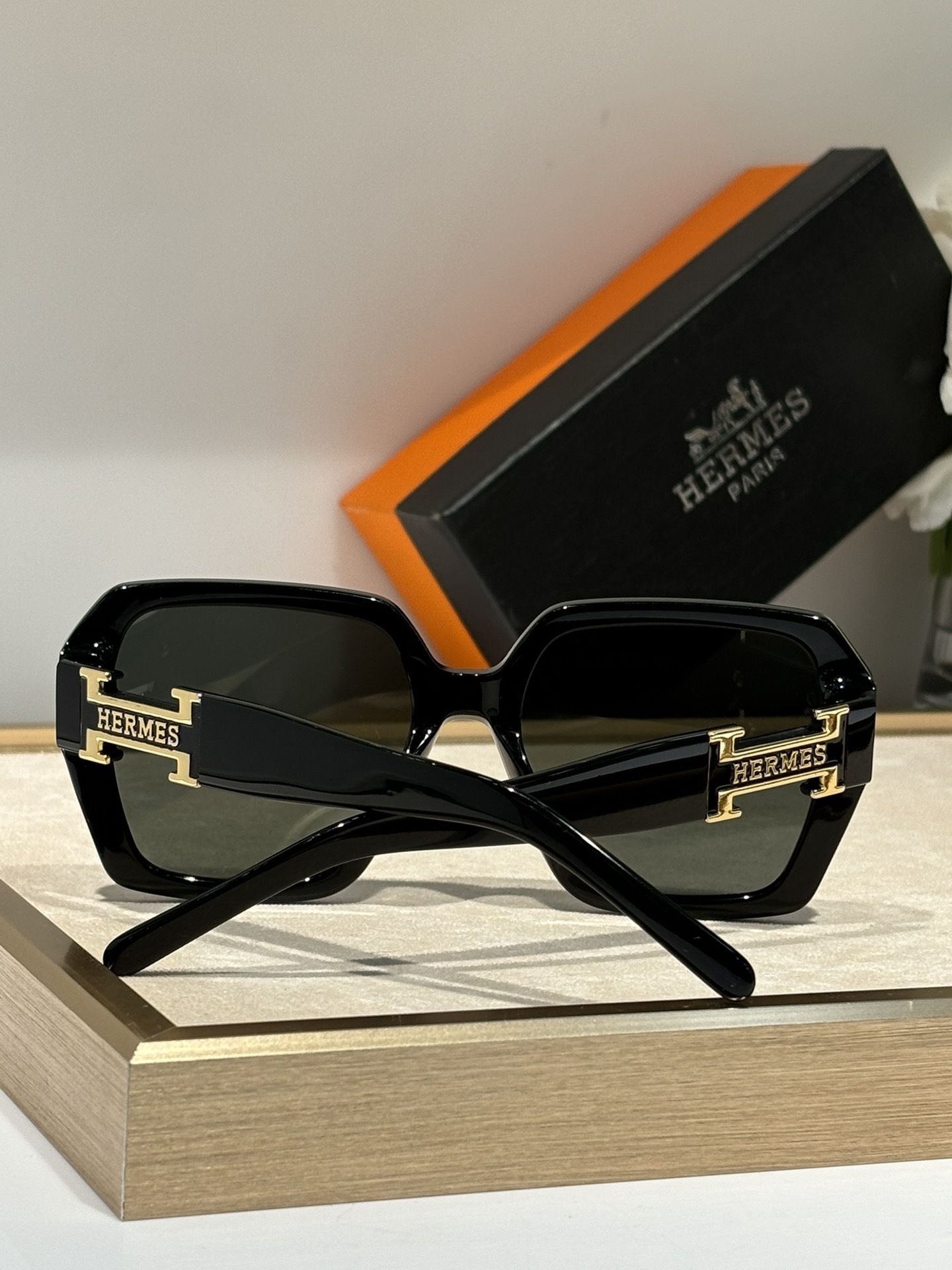 Hermès Oversized Square Orange Sunglasses with Gold H Logo