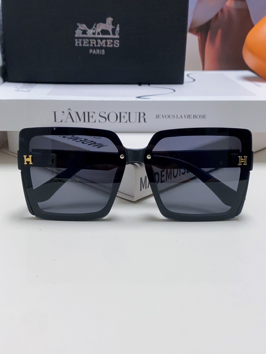 Luxury Oversized Square Sunglasses for Women – Black H Logo Frame