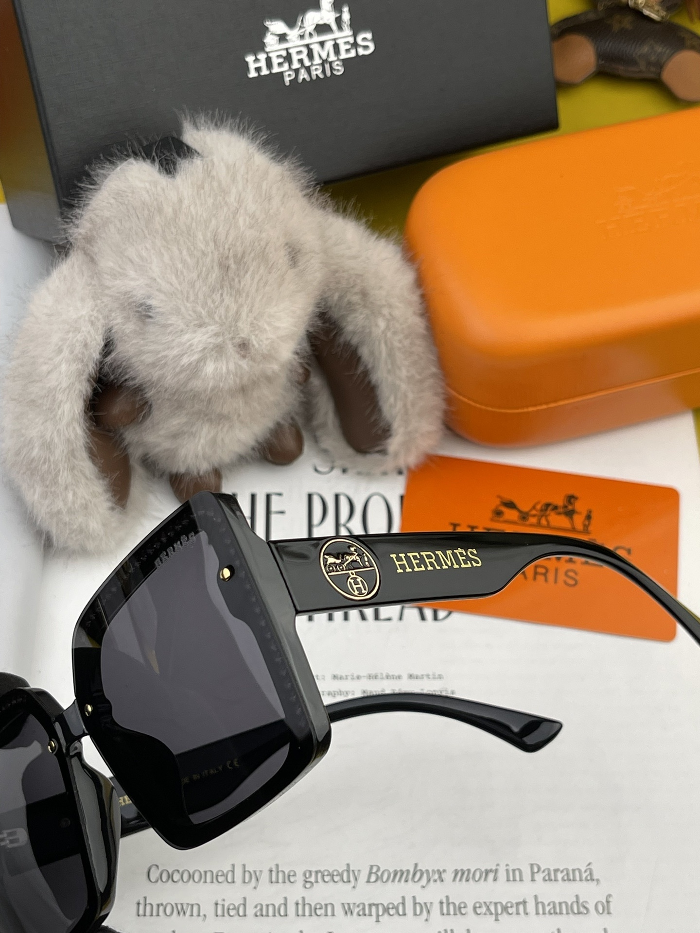 Luxury Oversized Square Sunglasses for Women – Orange Fashion Shades