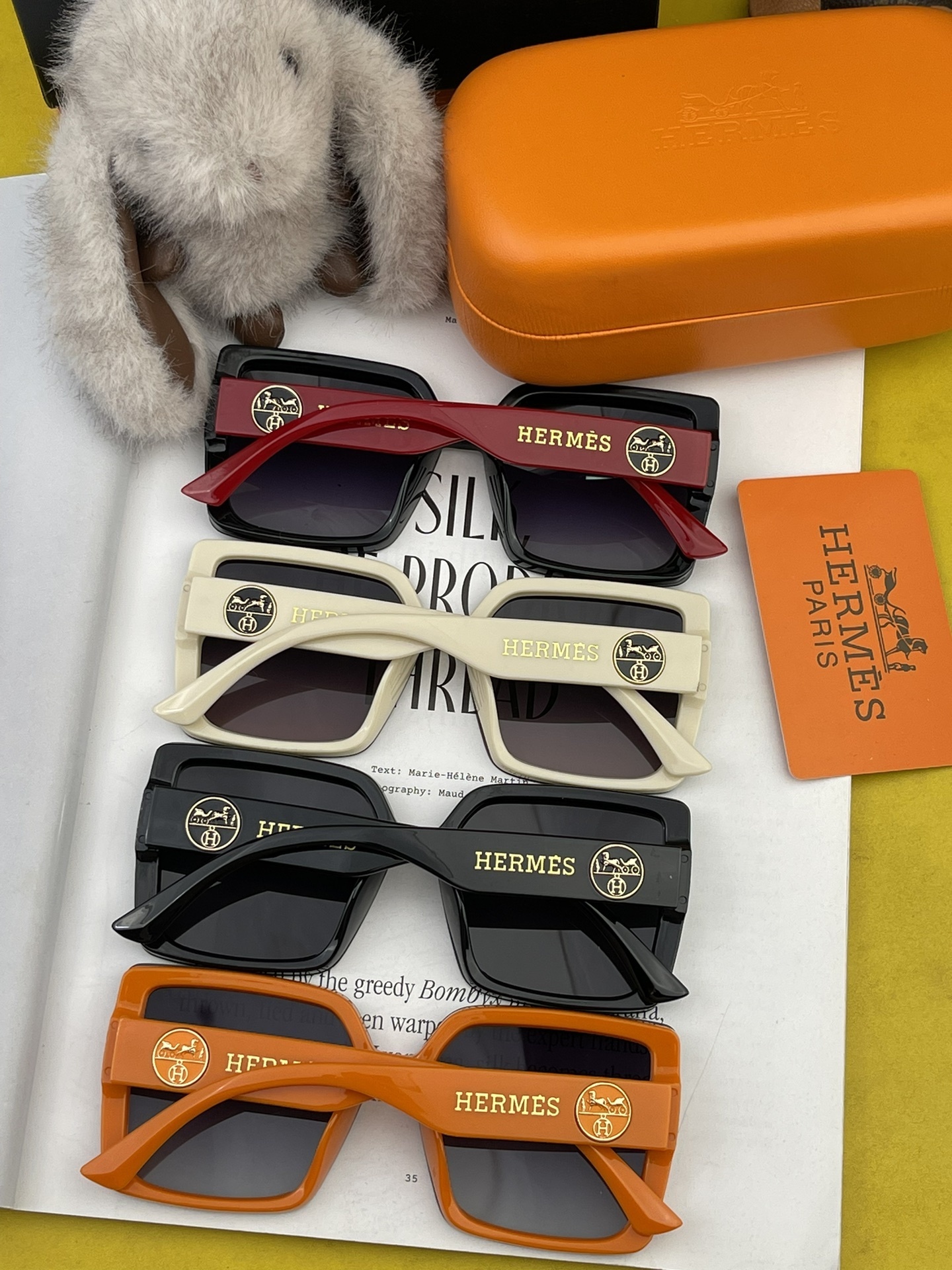 Luxury Oversized Square Sunglasses for Women – Orange Fashion Shades