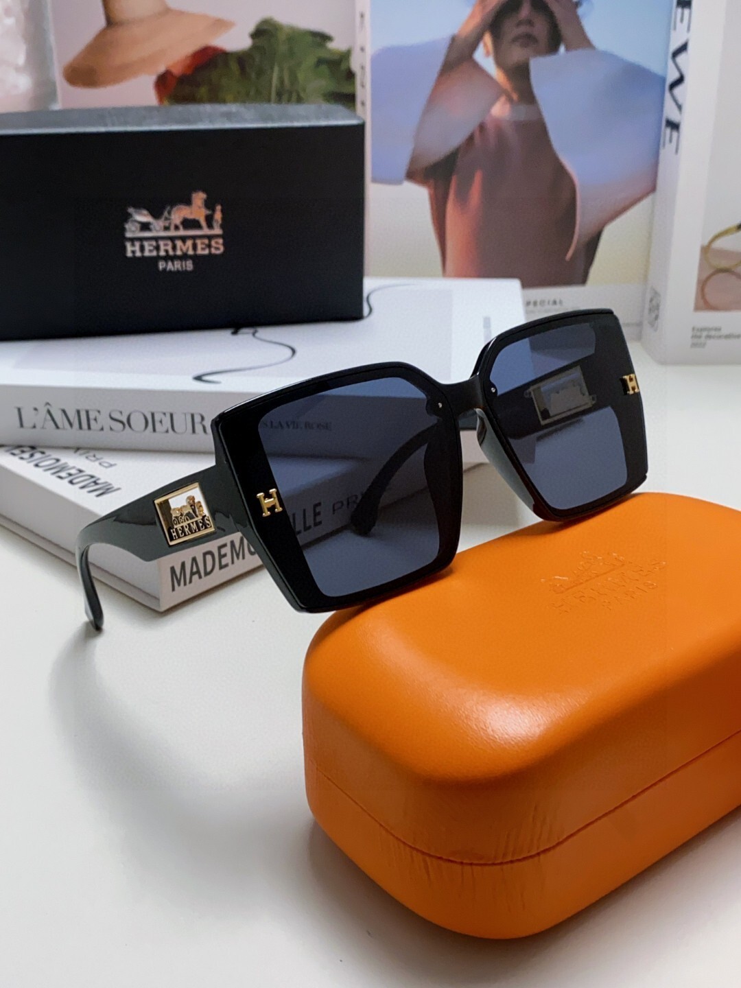 Luxury Oversized Square Sunglasses with Gold H Logo for Women