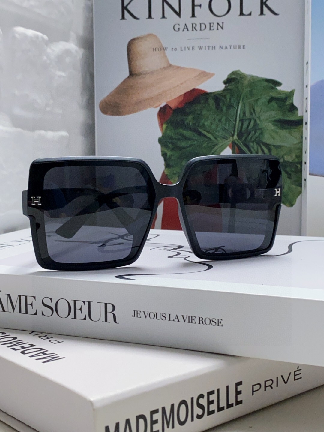 Luxury Oversized Square Sunglasses for Women with Crystal H-Logo