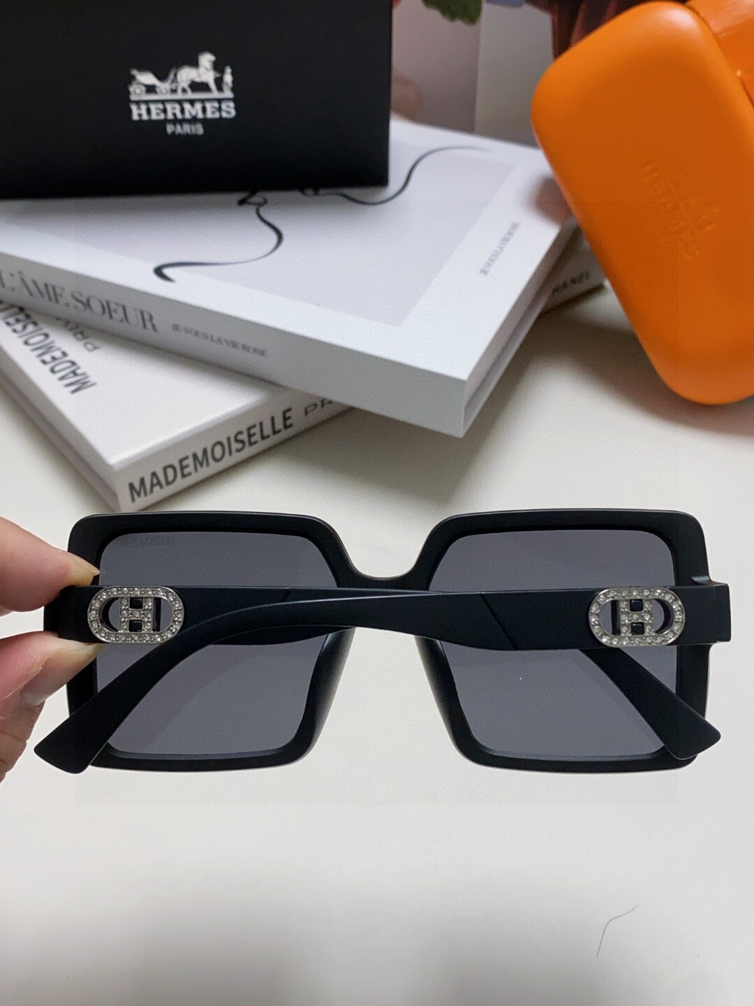 Luxury Oversized Square Sunglasses for Women with Crystal H-Logo