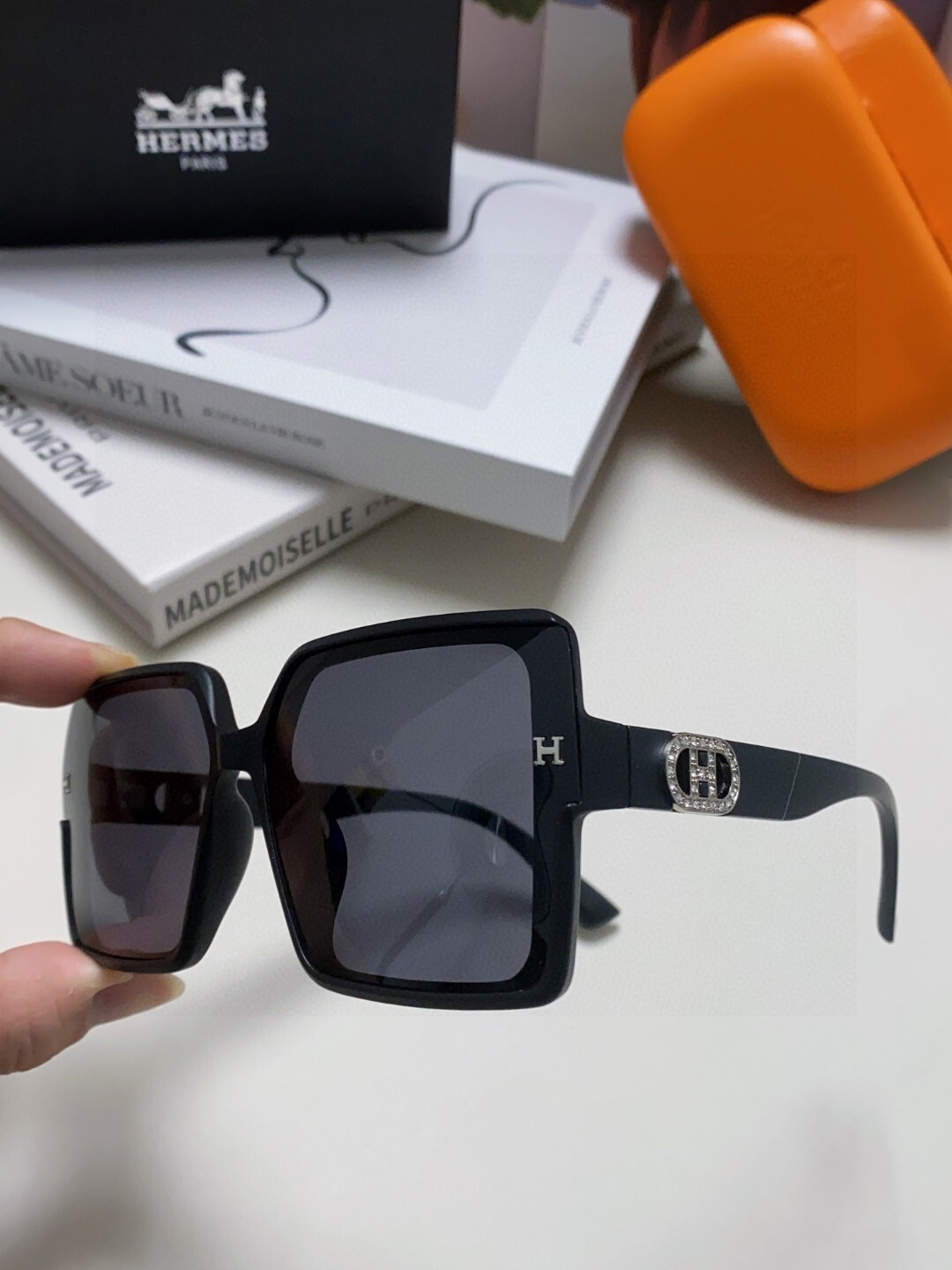 Luxury Oversized Square Sunglasses for Women with Crystal H-Logo