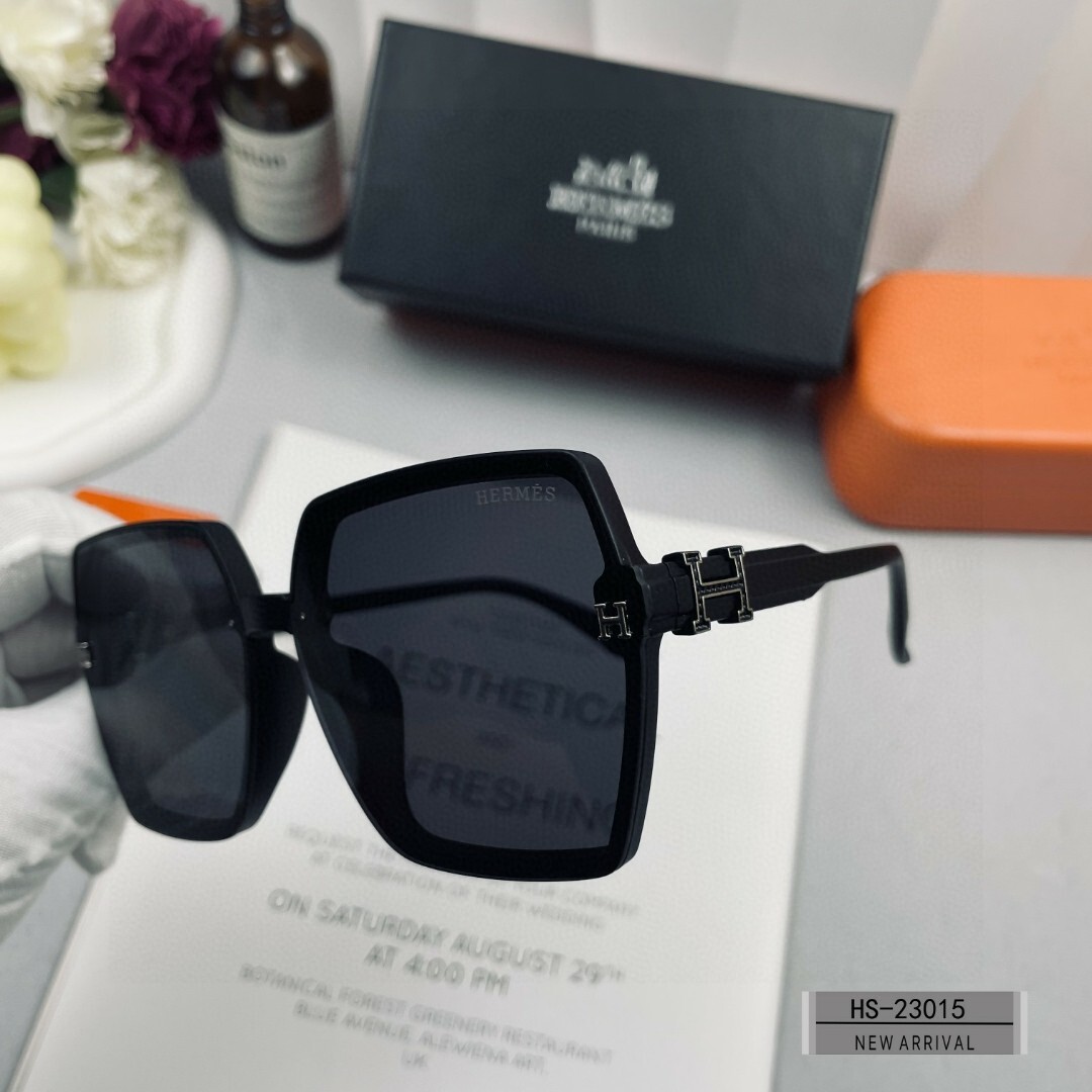Luxury Oversized Square Sunglasses for Women – HS-23015 Black