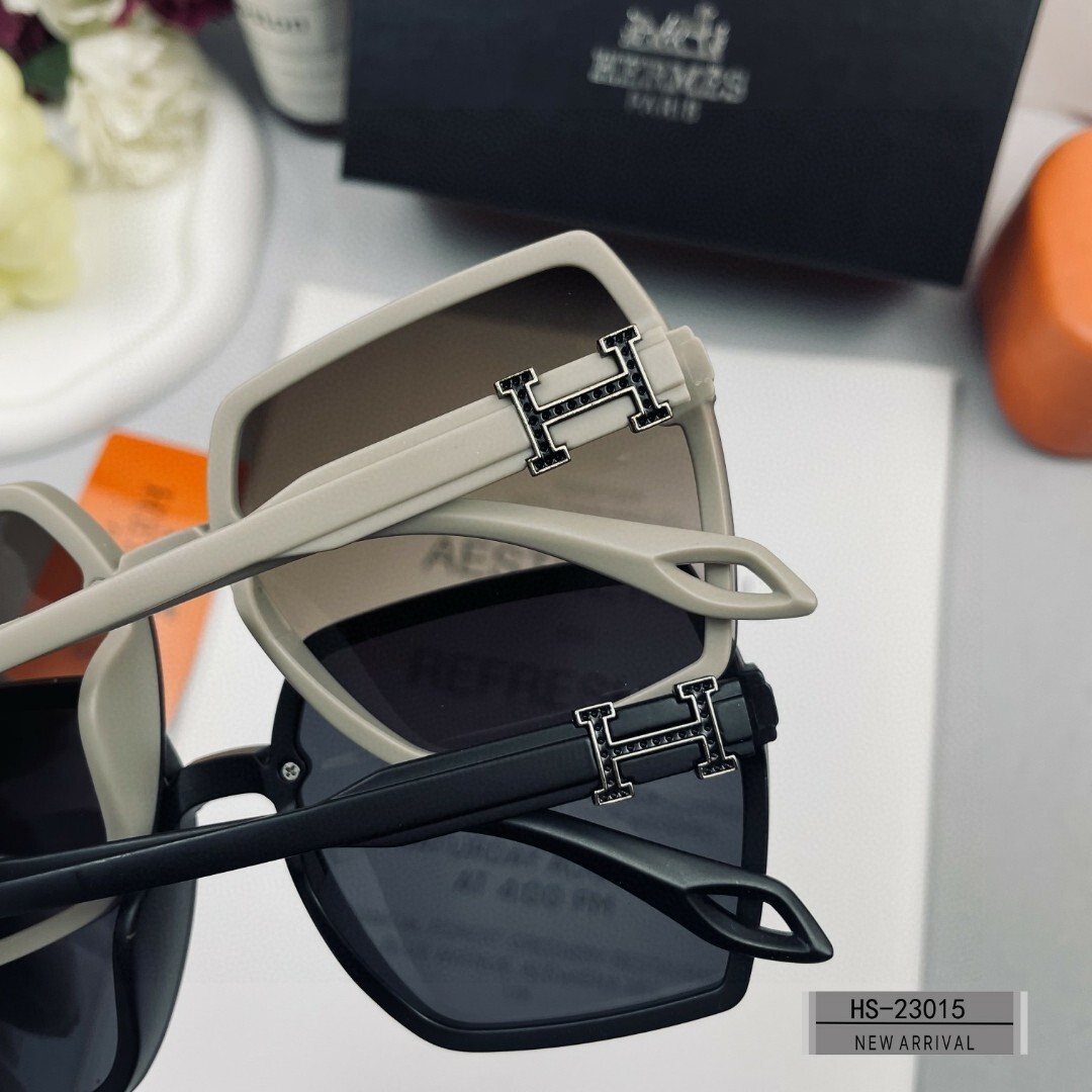 Luxury Oversized Square Sunglasses for Women – HS-23015 Black