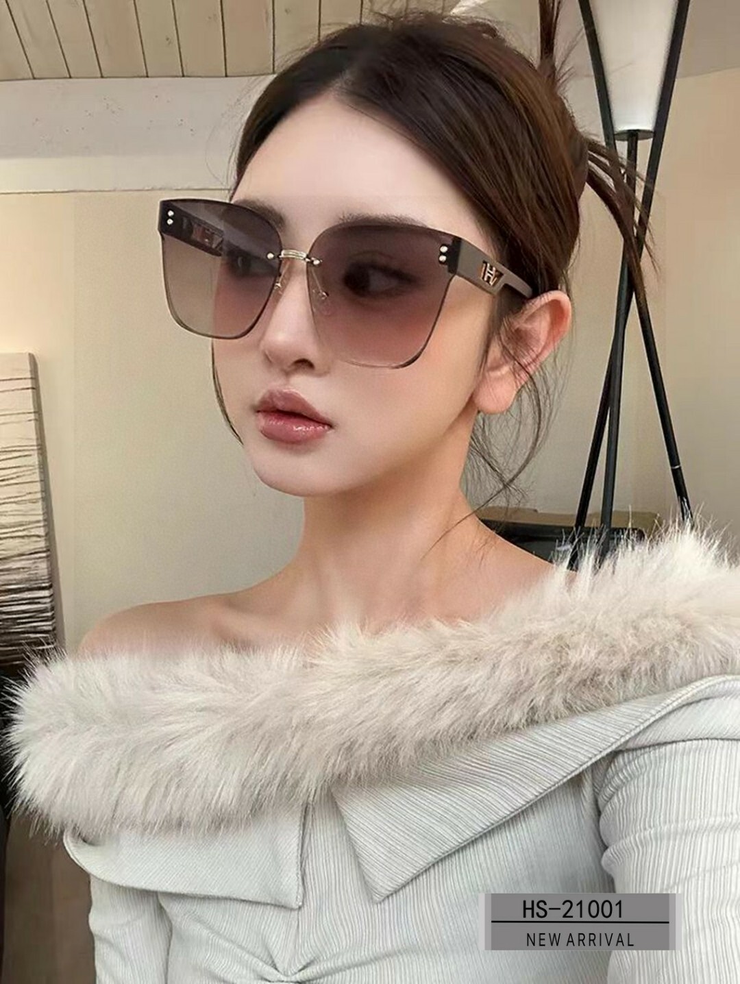 Luxury Women’s Oversized Butterfly Sunglasses – HS-21001