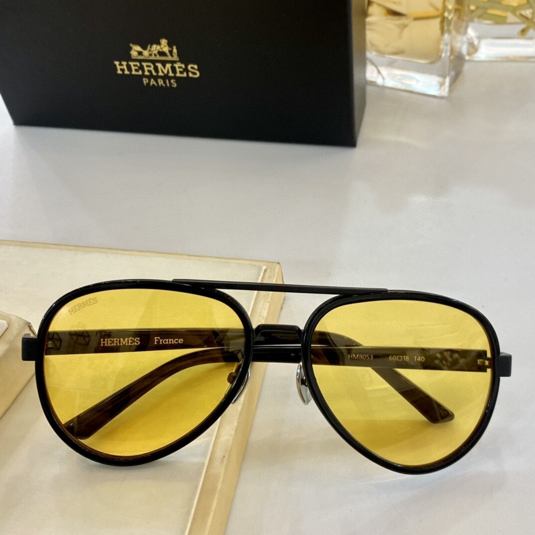 Hermès Aviator Sunglasses – Tortoiseshell Frame & Gradient Lenses