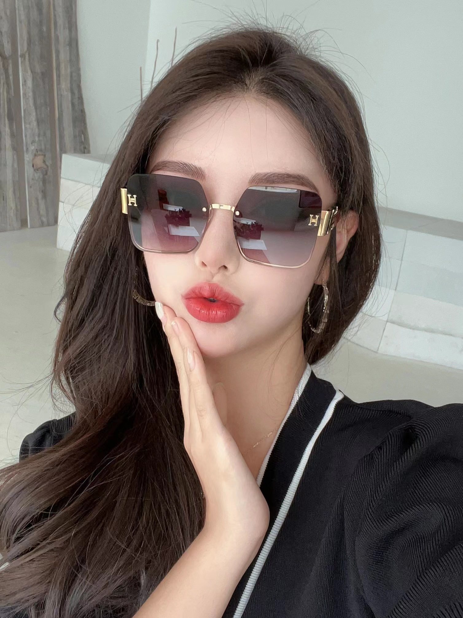 Women’s Luxury Square Rimless Sunglasses – Purple Gradient UV400