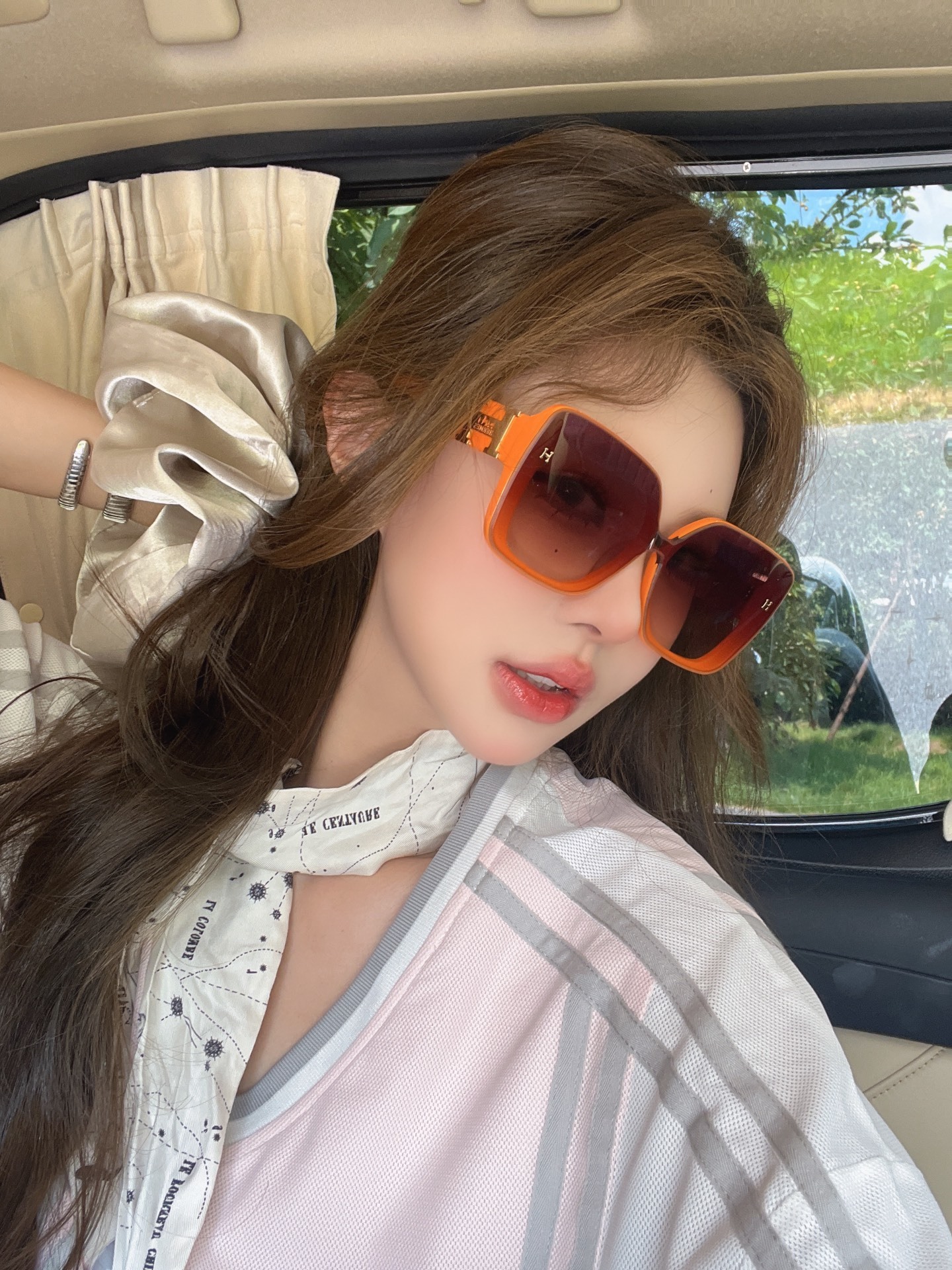 Hermès Orange Square Sunglasses gradient – Hermès Orange Gradient 2