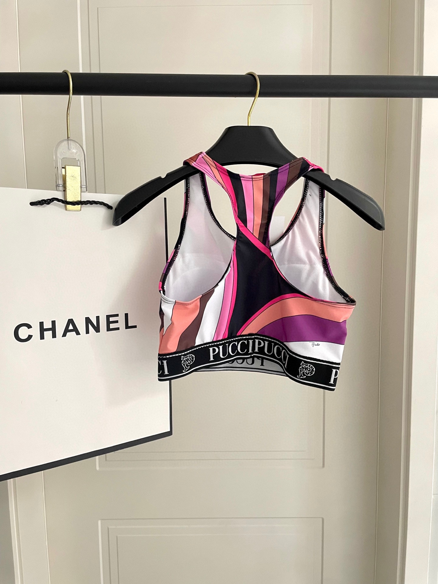 Pucci Printed Activewear Set – Luxury Swirl Sports Bra & Leggings